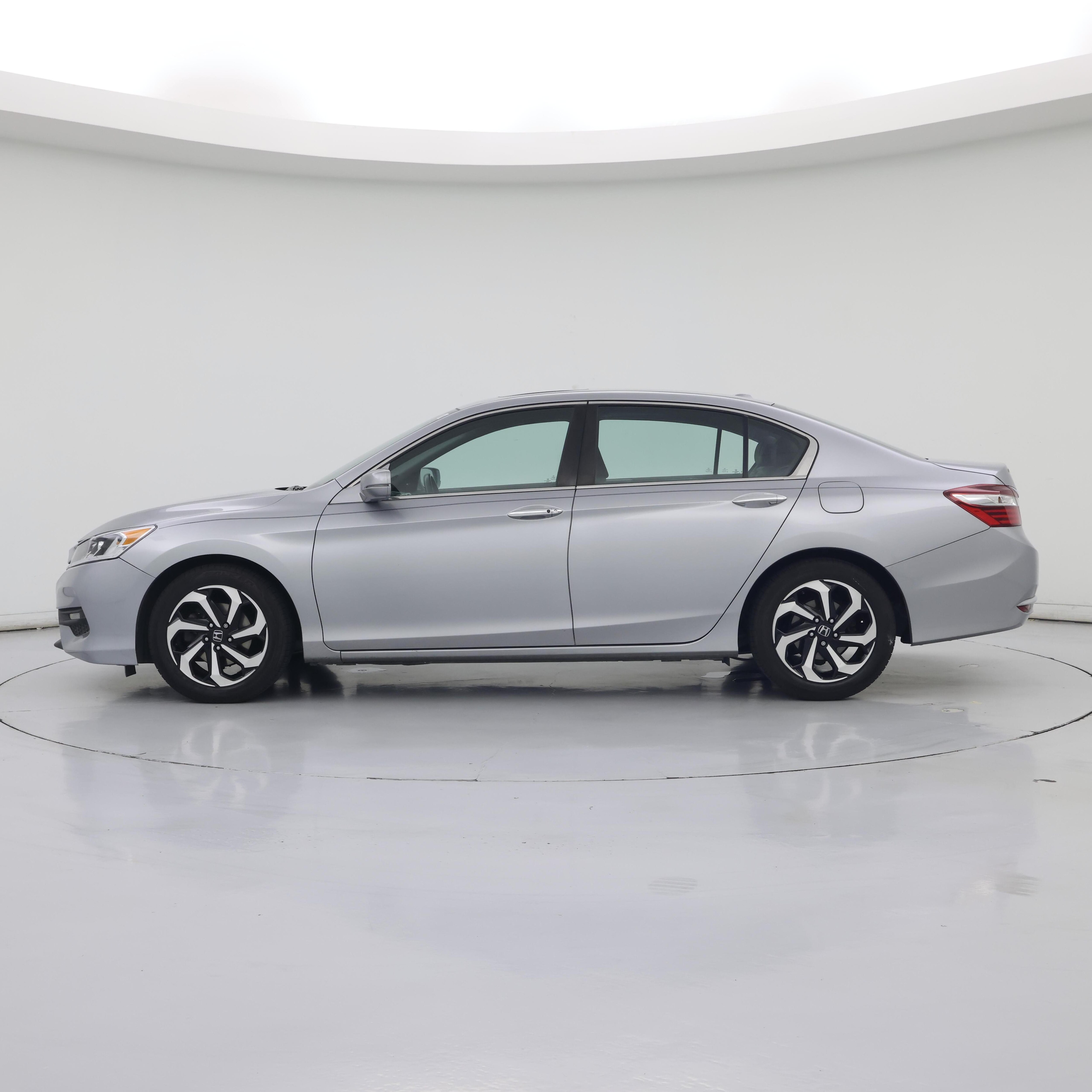 Thumbnail: 2016 Honda Accord - 3