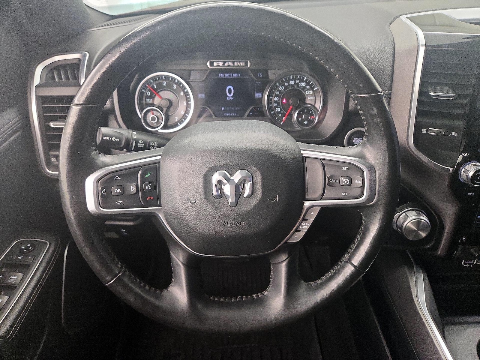 2020 RAM Ram 1500 Pickup Laramie - Photo 11