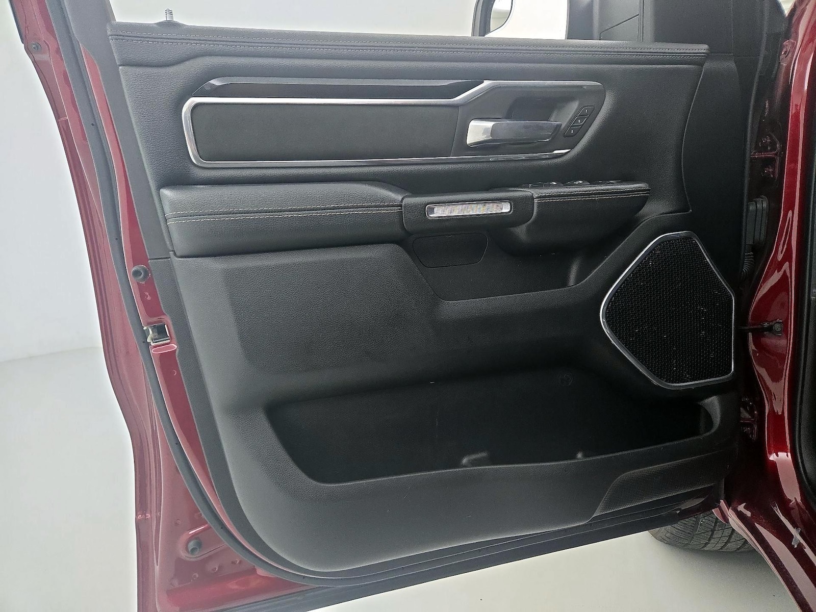 2020 RAM Ram 1500 Pickup Laramie - Photo 13