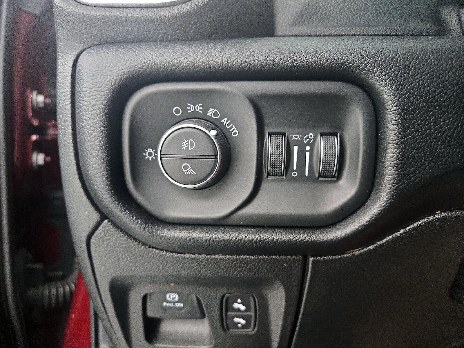 2020 RAM Ram 1500 Pickup Laramie - Photo 14