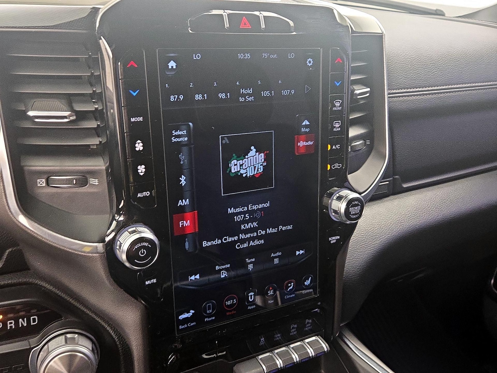 2020 RAM Ram 1500 Pickup Laramie - Photo 17