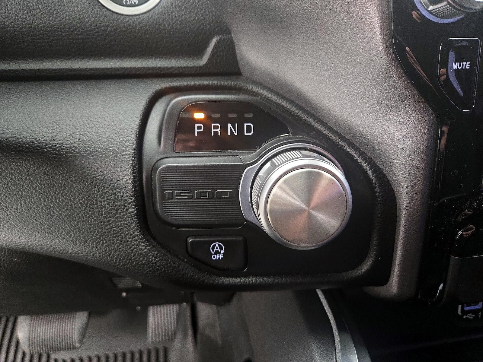 2020 RAM Ram 1500 Pickup Laramie - Photo 19
