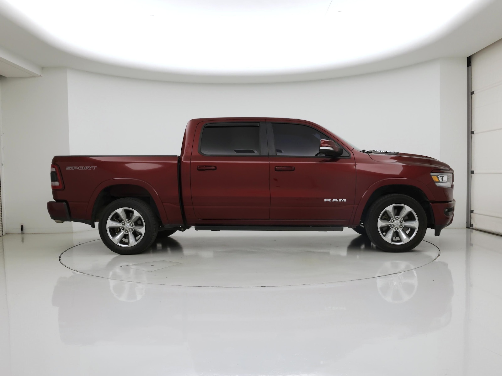 2020 RAM Ram 1500 Pickup Laramie - Photo 8