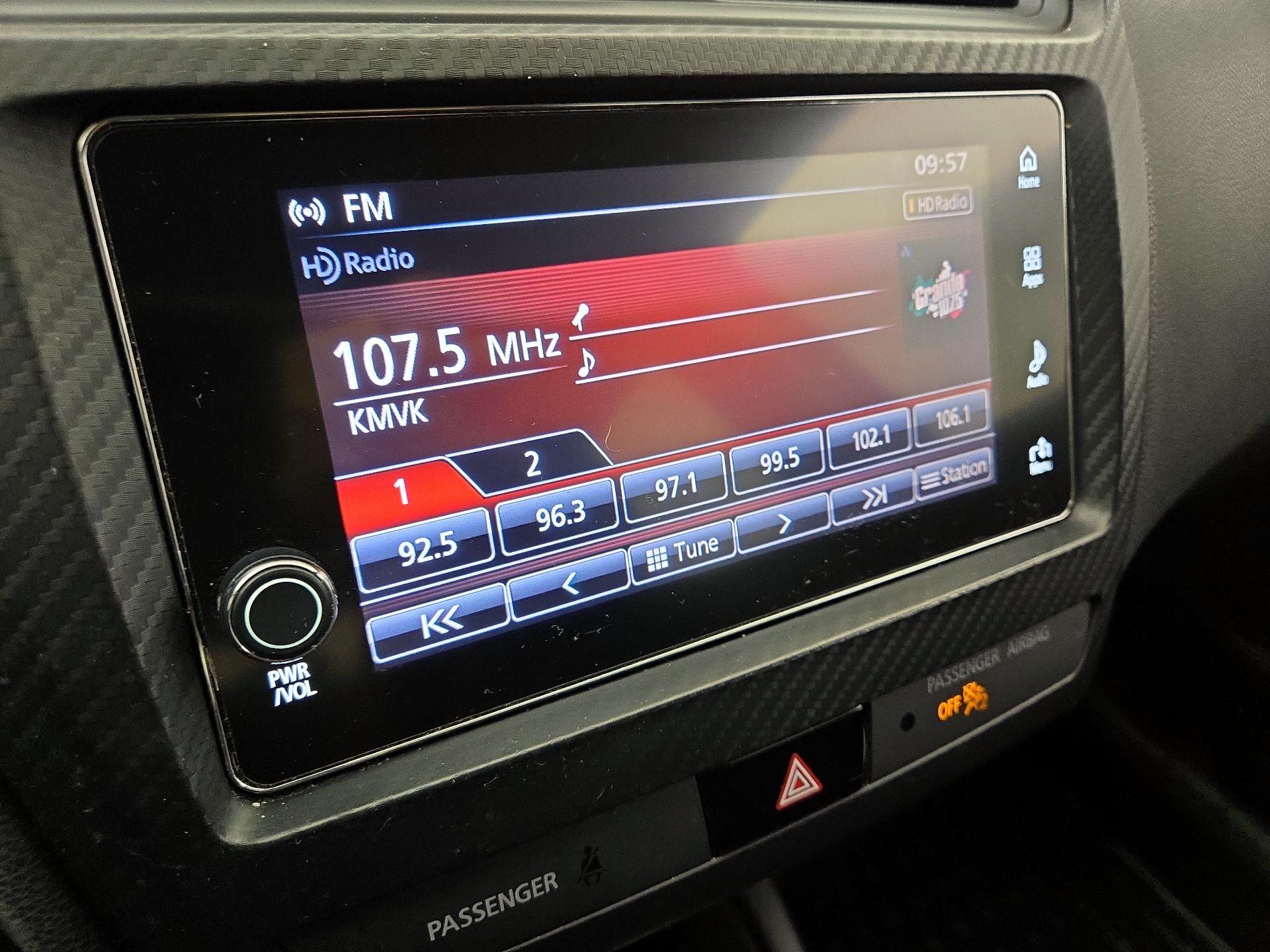 Thumbnail: 2019 Mitsubishi Outlander Sport - 14