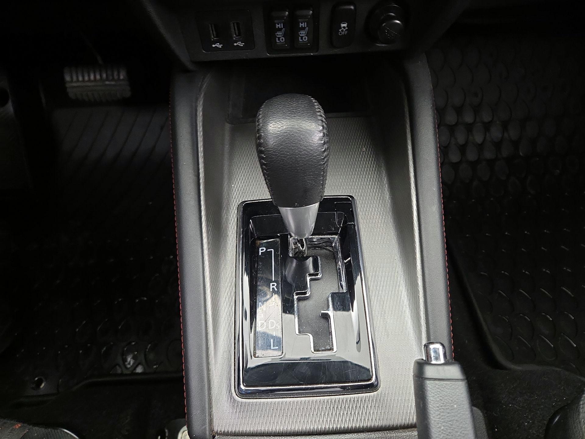 Thumbnail: 2019 Mitsubishi Outlander Sport - 16