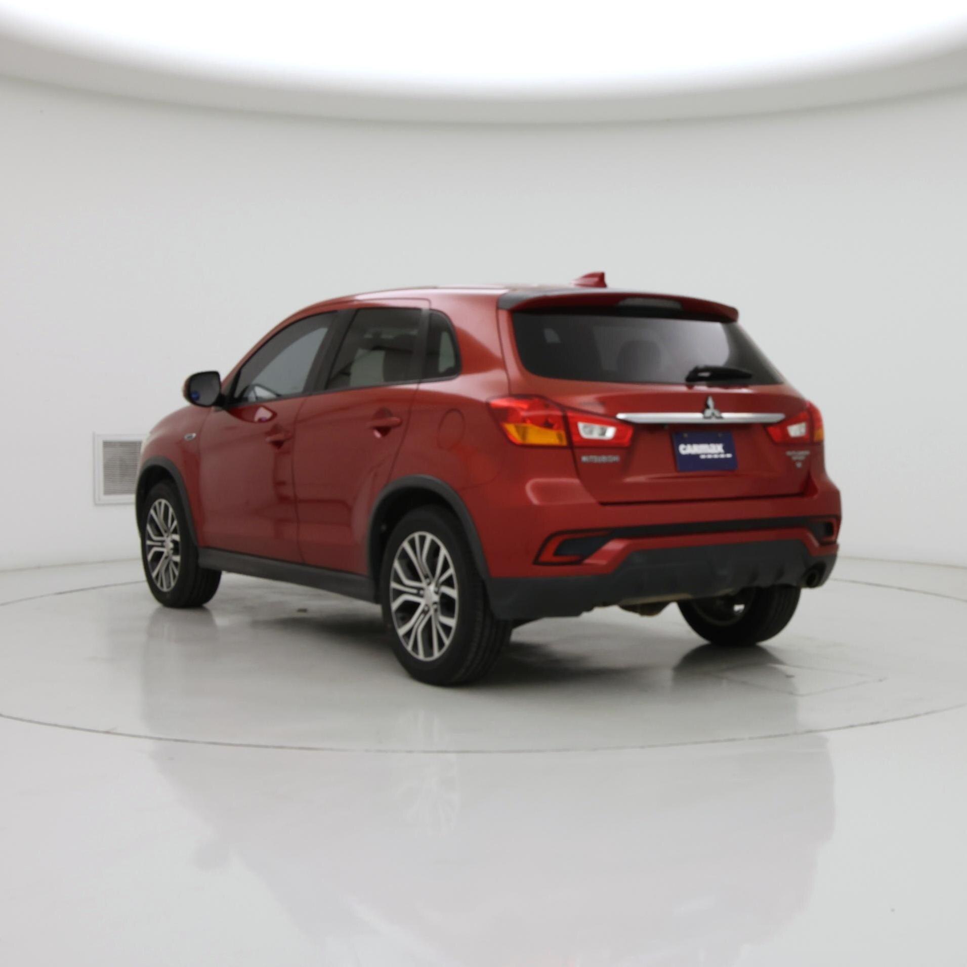 Thumbnail: 2019 Mitsubishi Outlander Sport - 2