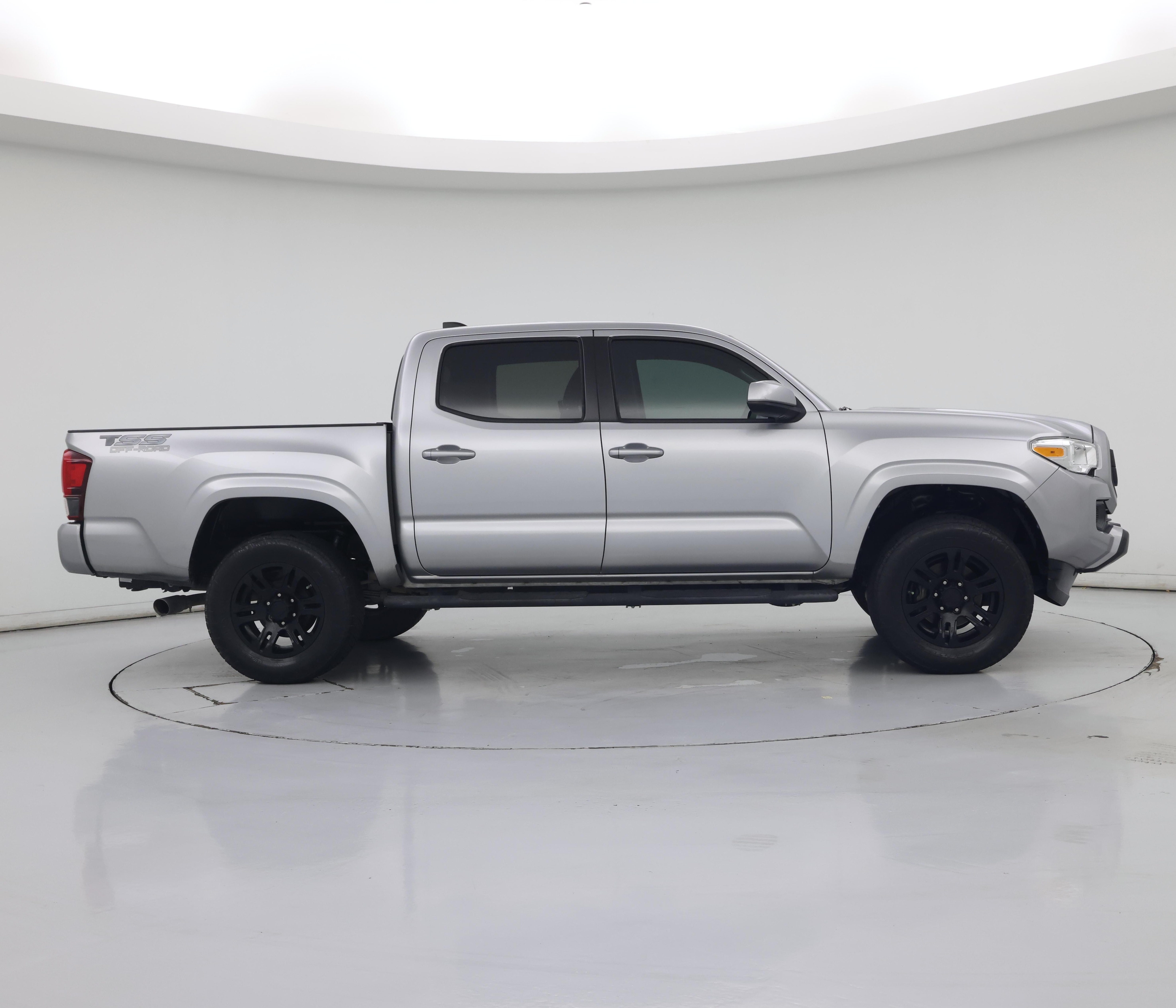 Thumbnail: 2021 Toyota Tacoma - 7