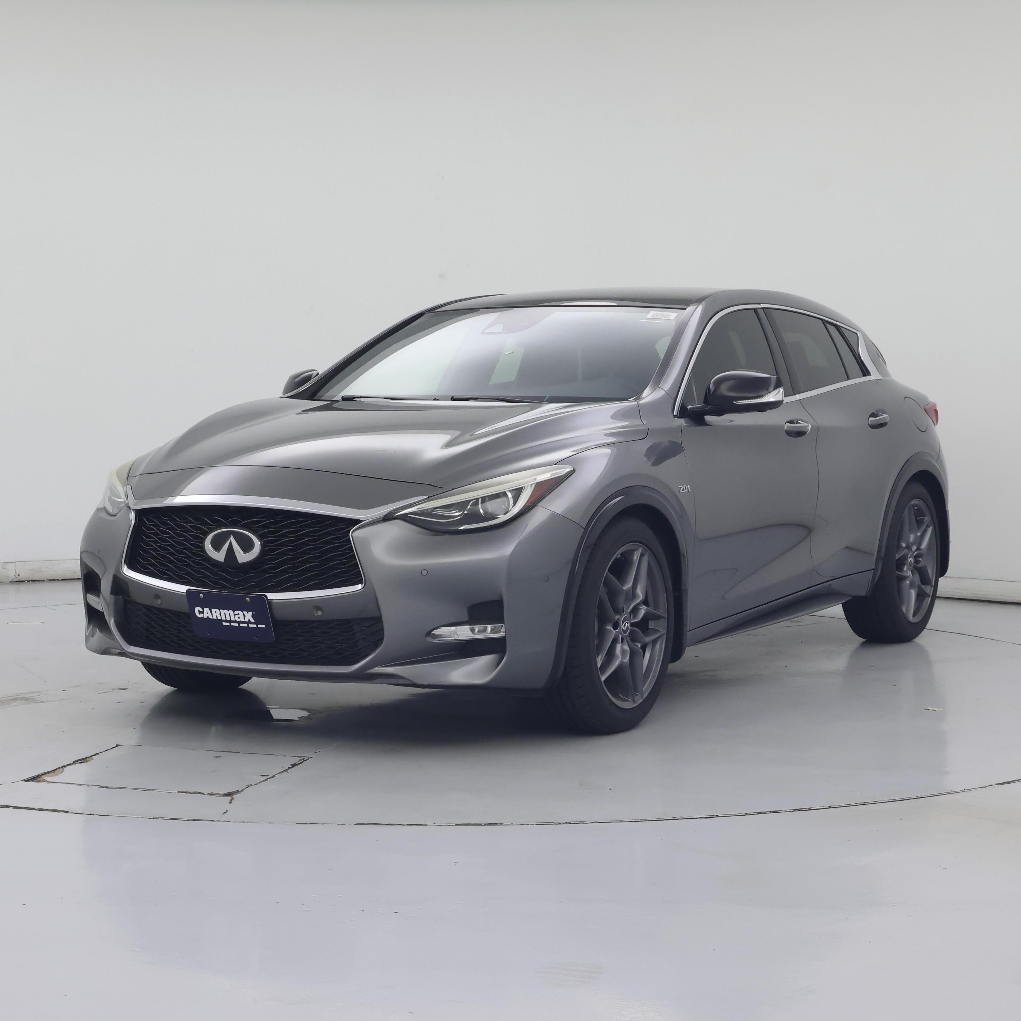 Thumbnail: 2018 INFINITI QX30 - 4