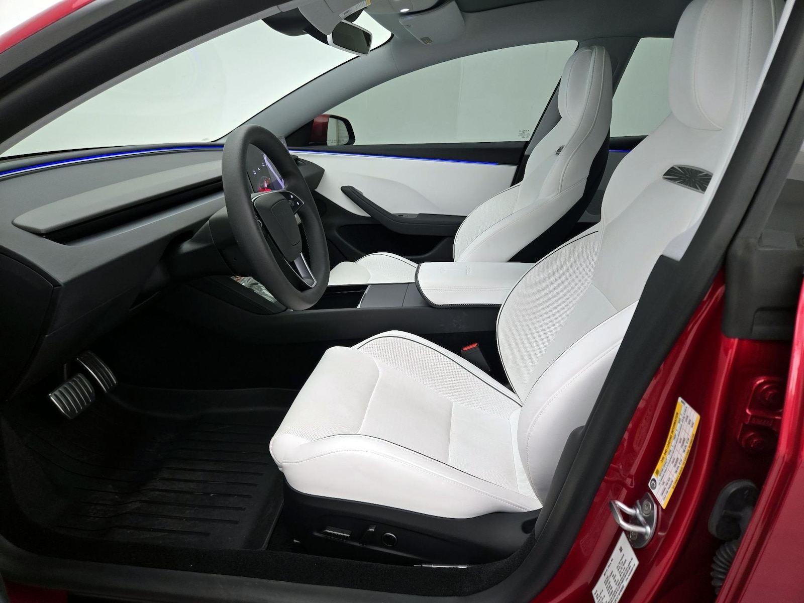 2025 Tesla Model 3 Performance - Photo 12
