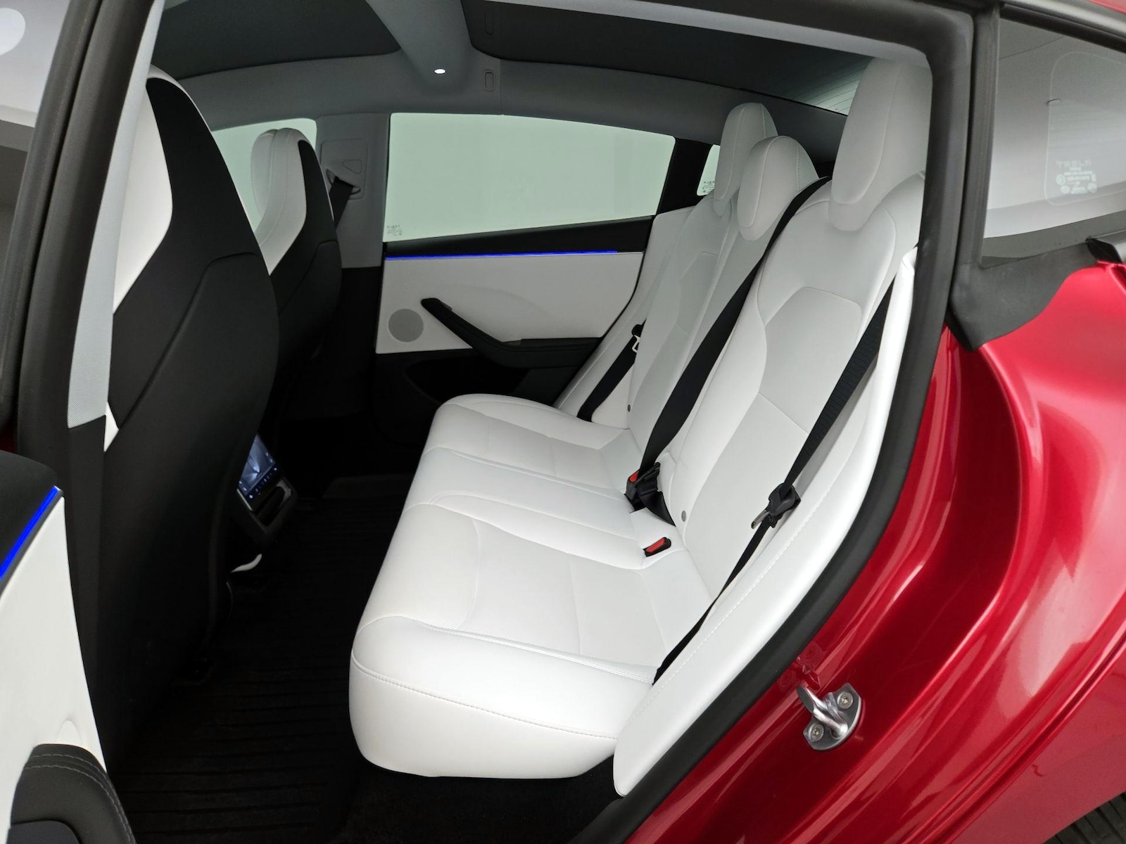 2025 Tesla Model 3 Performance - Photo 21