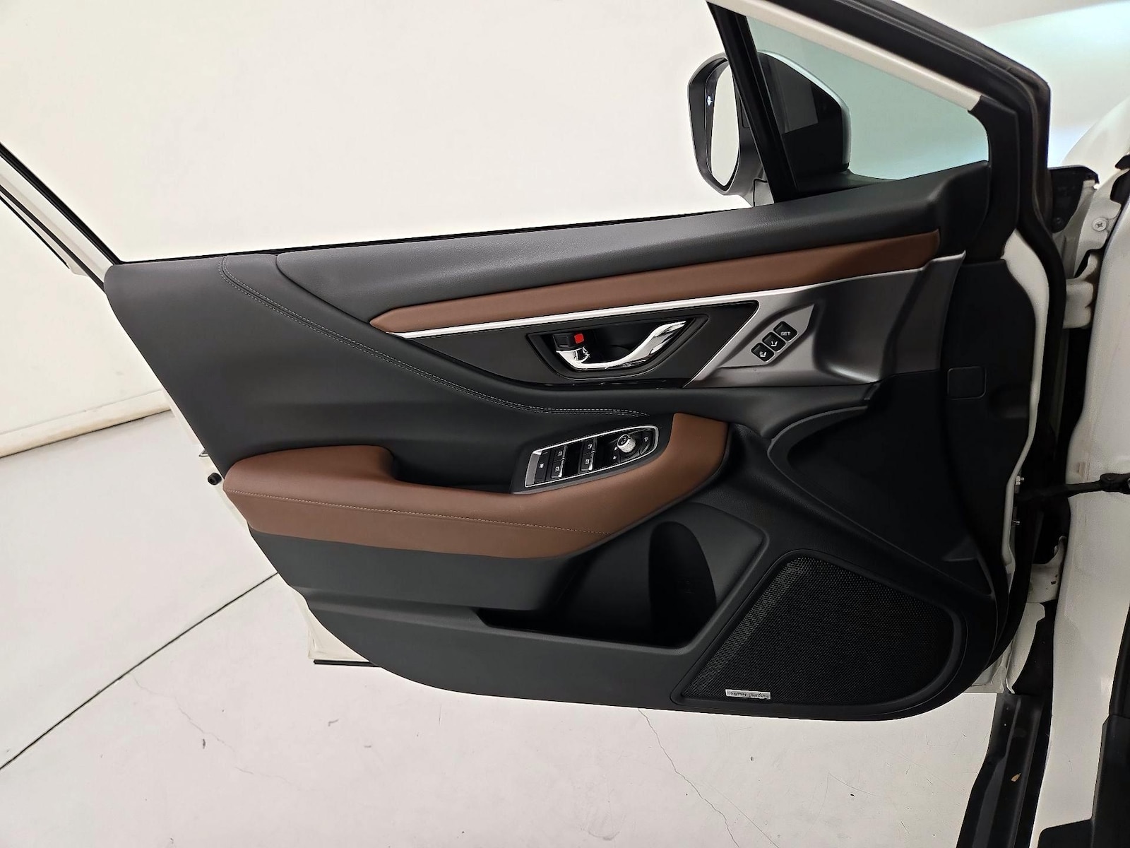 2020 Subaru Outback Touring - Photo 13