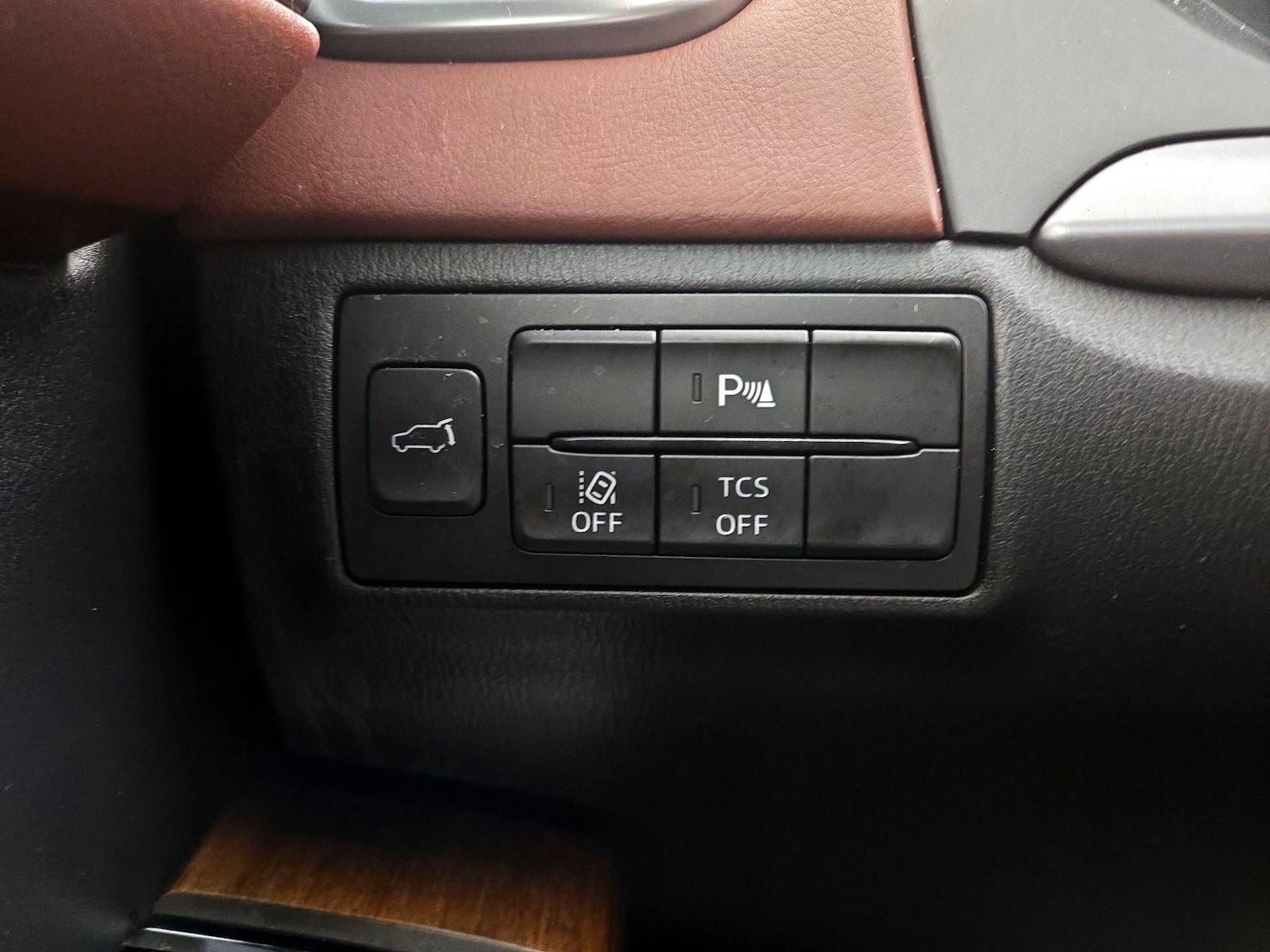 2018 Mazda CX-9 Signature - Photo 14