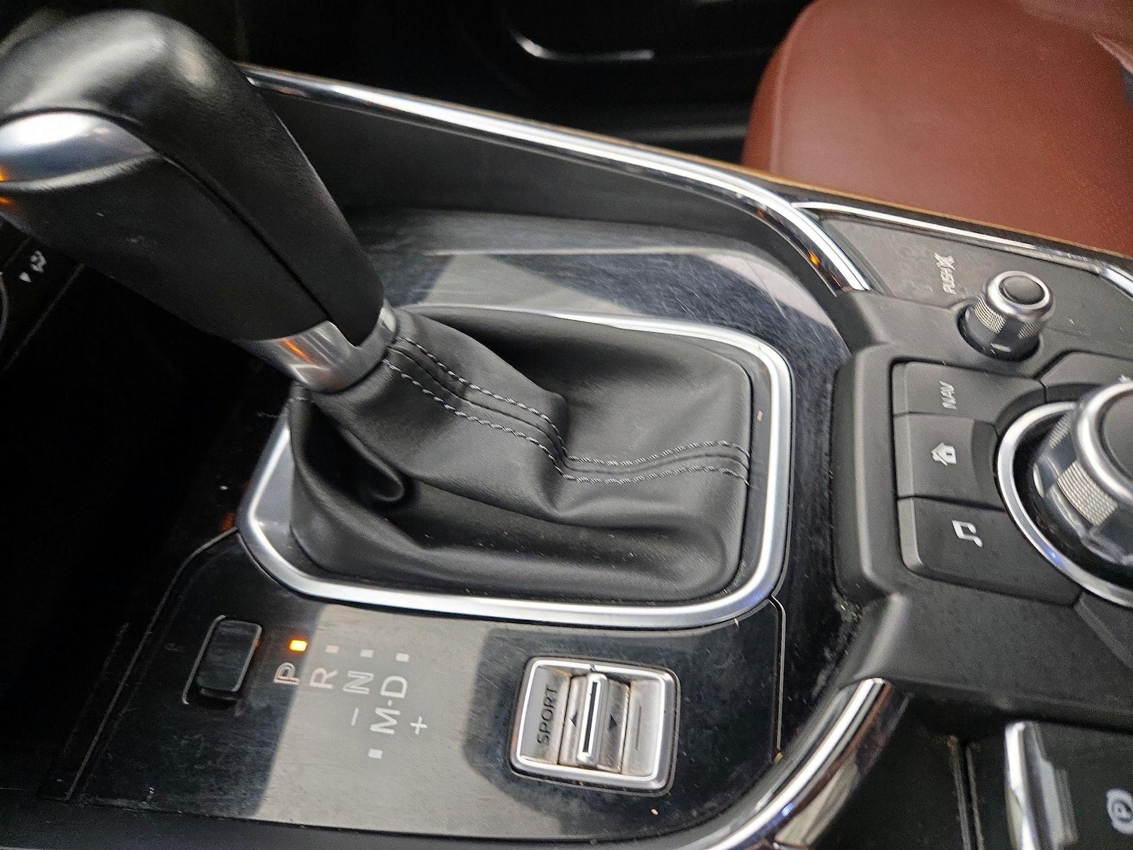 2018 Mazda CX-9 Signature - Photo 19
