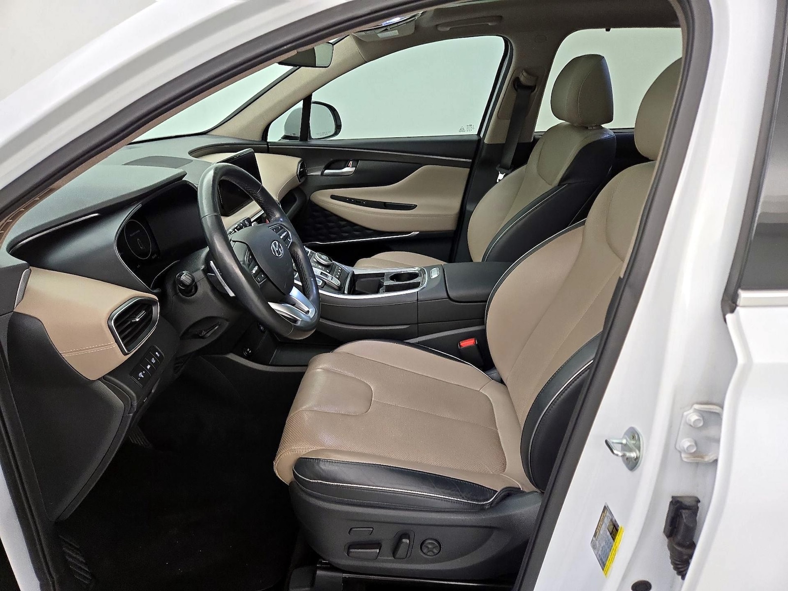 2021 Hyundai Santa Fe Limited - Photo 12