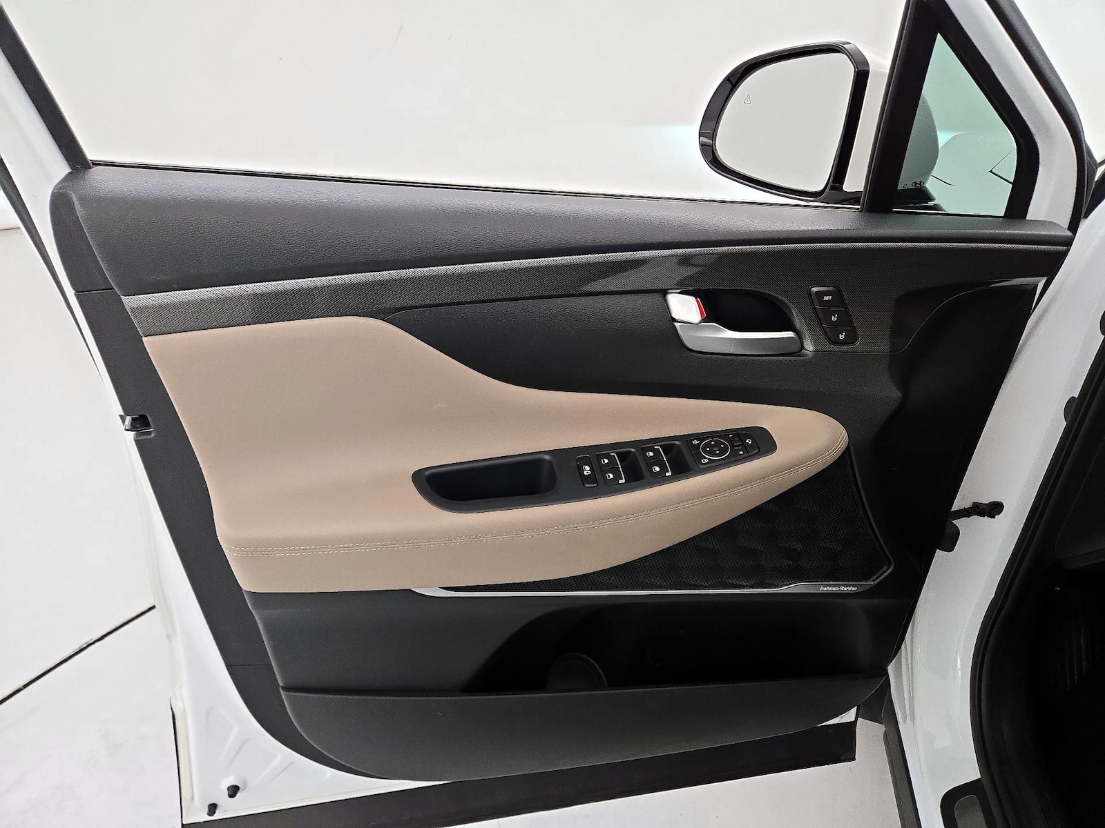 2021 Hyundai Santa Fe Limited - Photo 13
