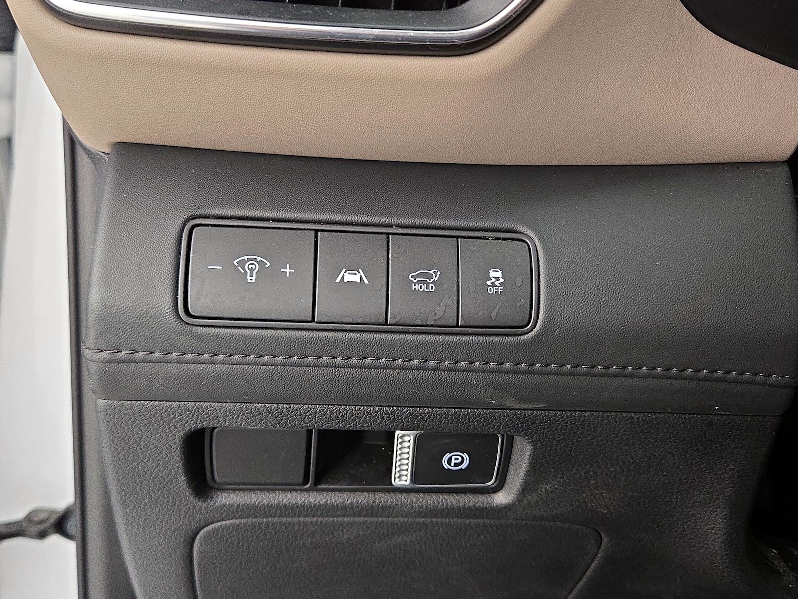 2021 Hyundai Santa Fe Limited - Photo 14