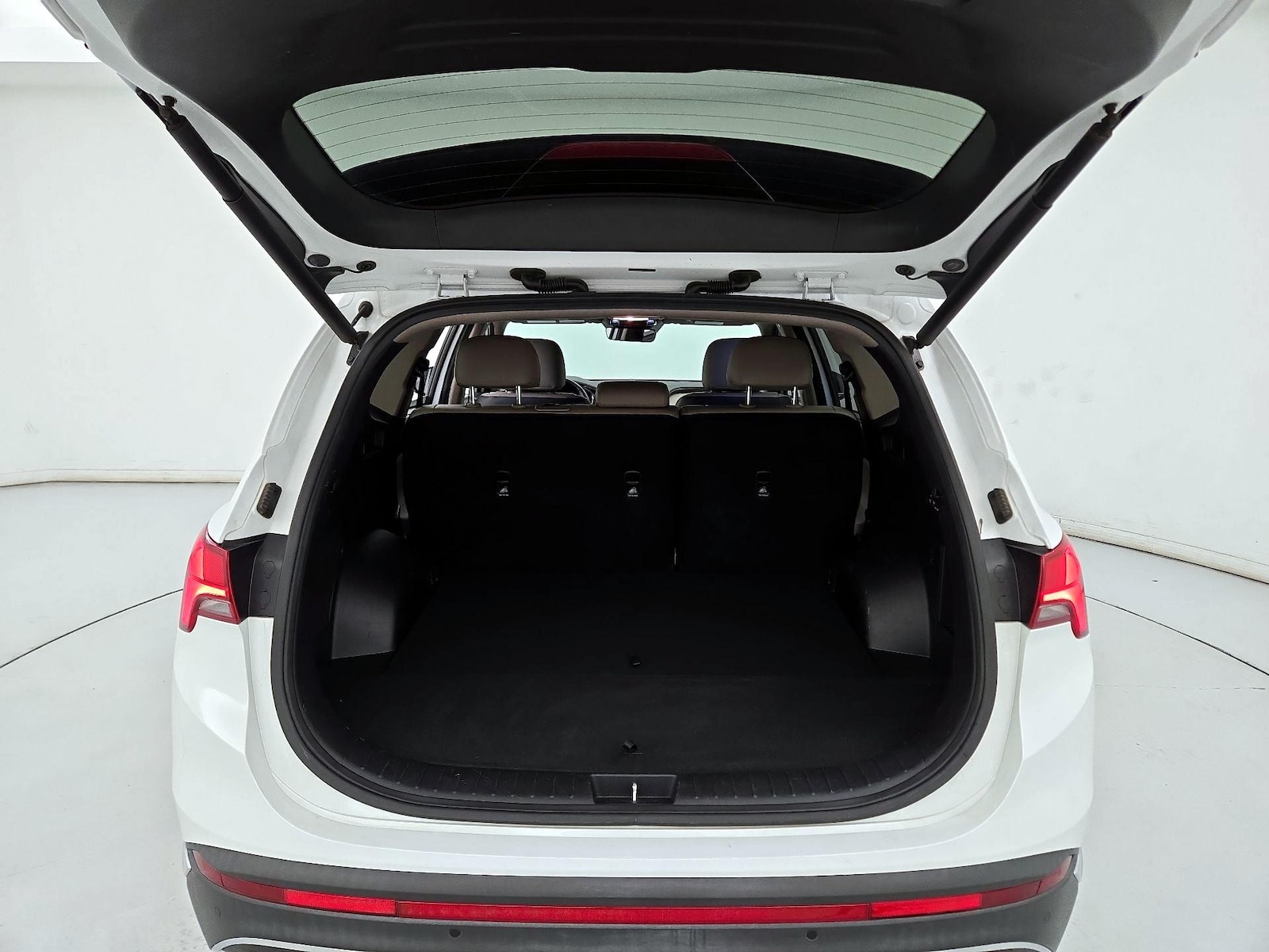 2021 Hyundai Santa Fe Limited - Photo 23