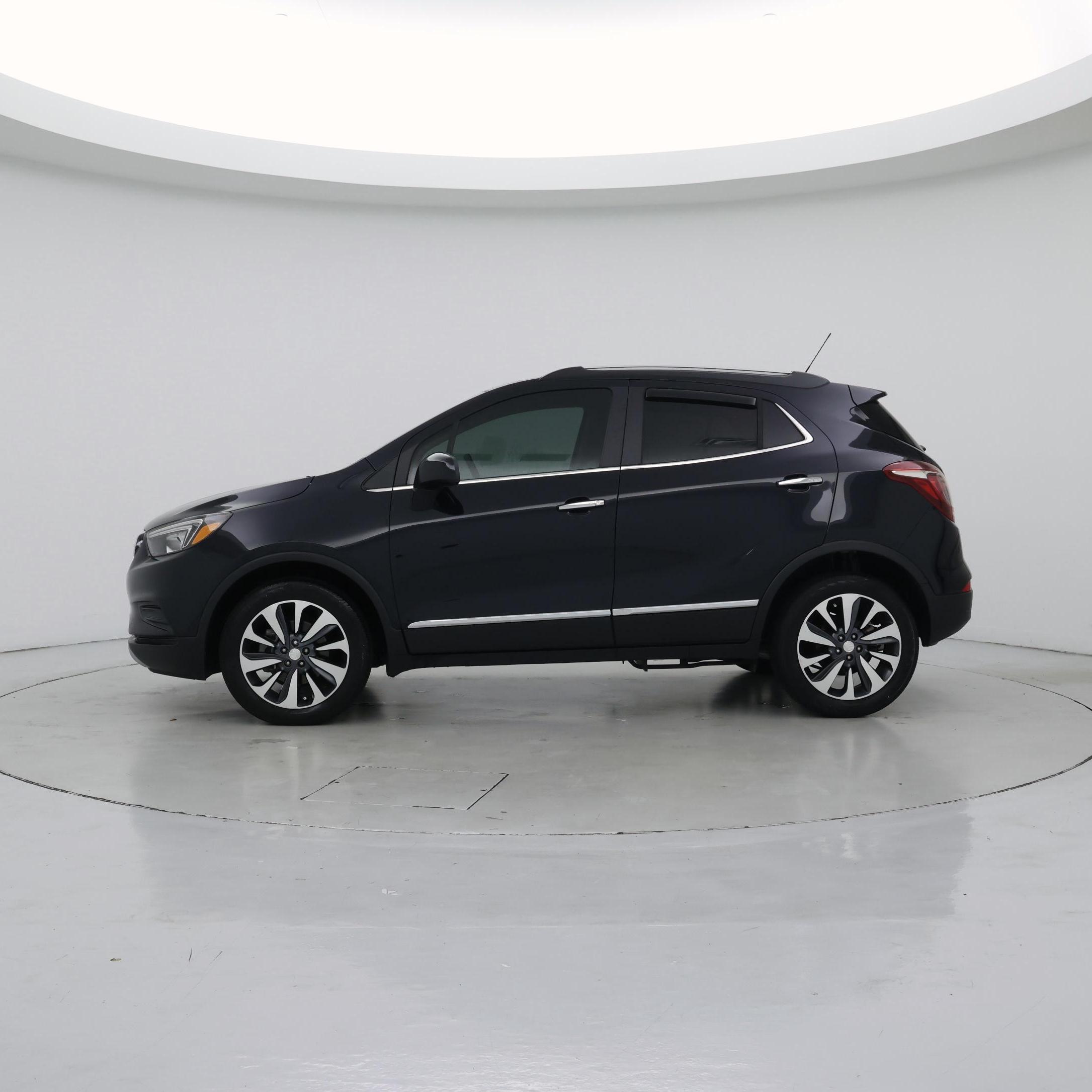 Thumbnail: 2022 Buick Encore - 3