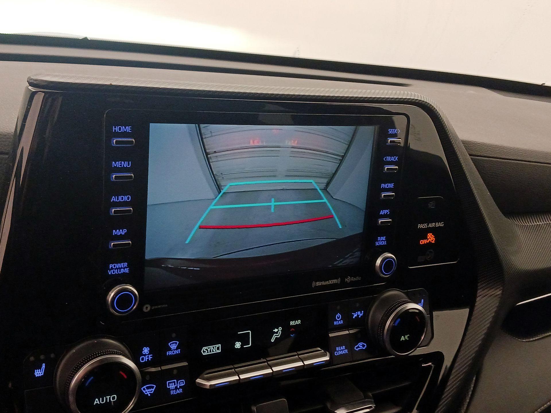 Thumbnail: 2022 Toyota Highlander - 14