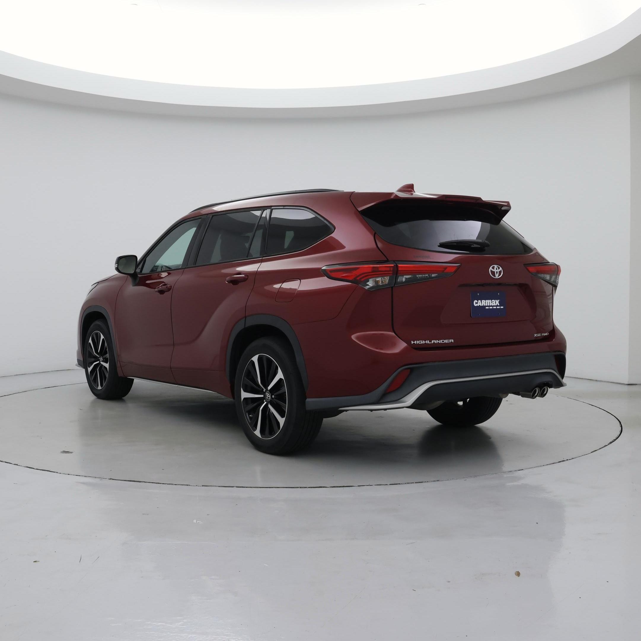 Thumbnail: 2022 Toyota Highlander - 2