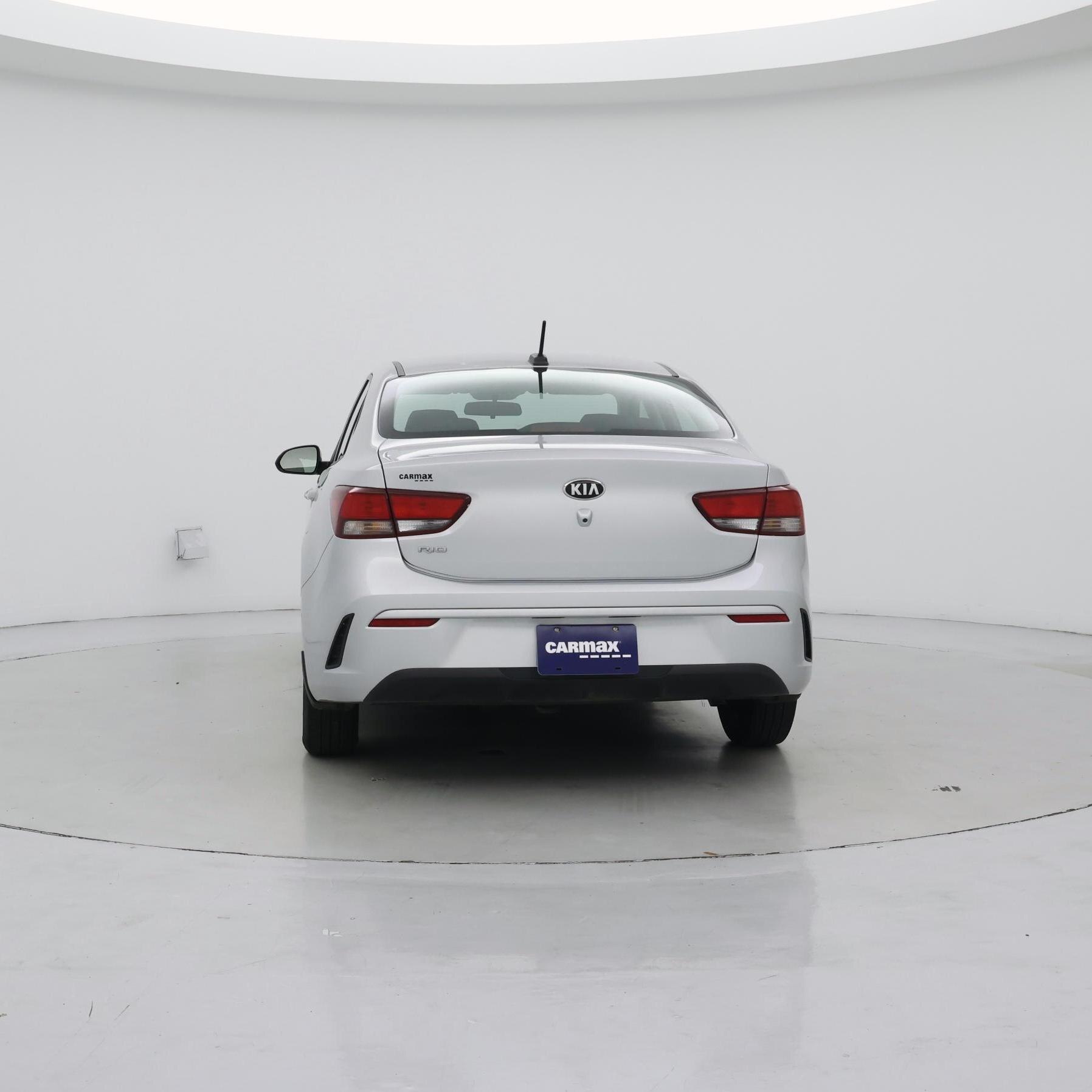 Thumbnail: 2021 Kia Rio - 6