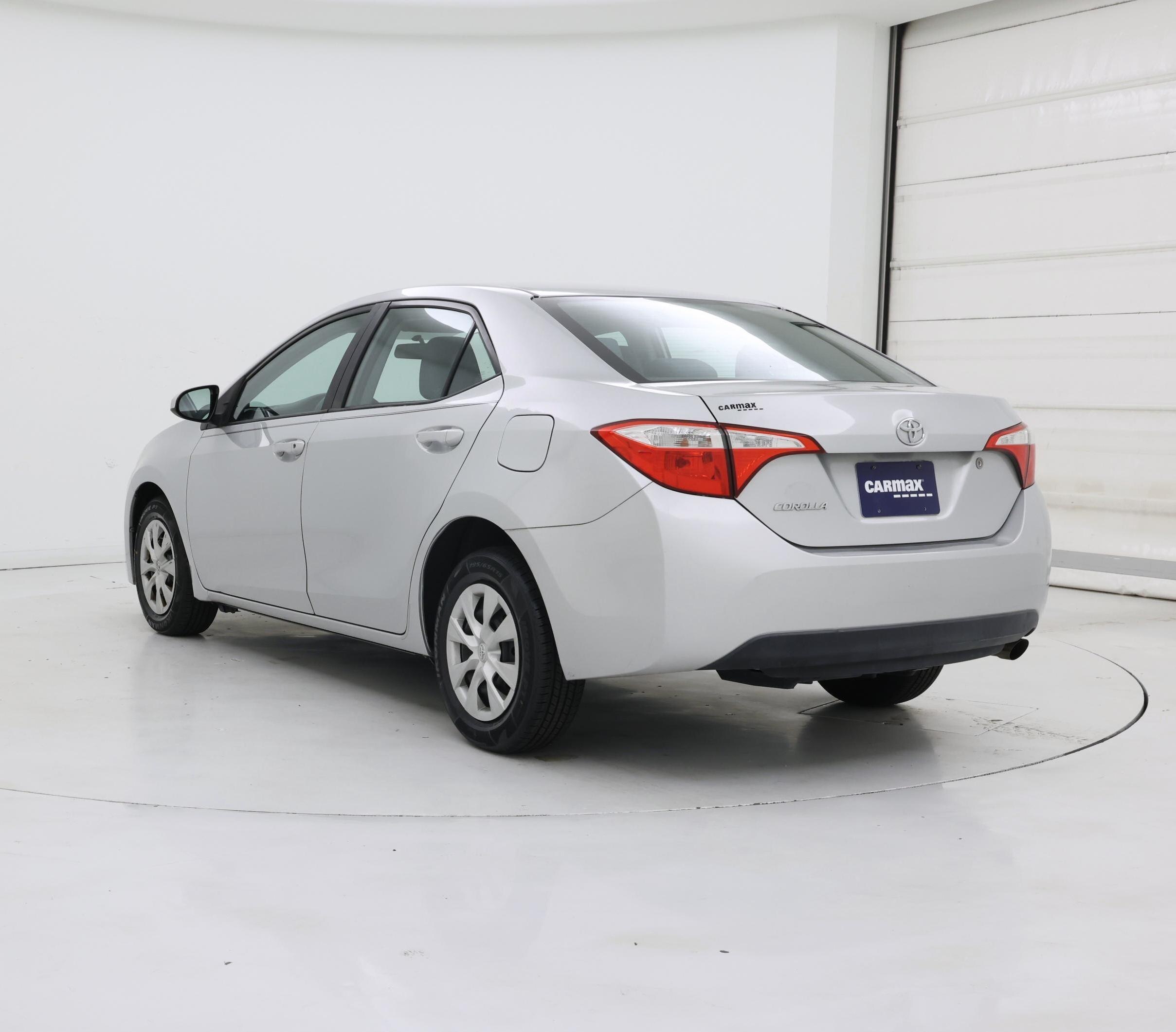 Thumbnail: 2016 Toyota Corolla - 2