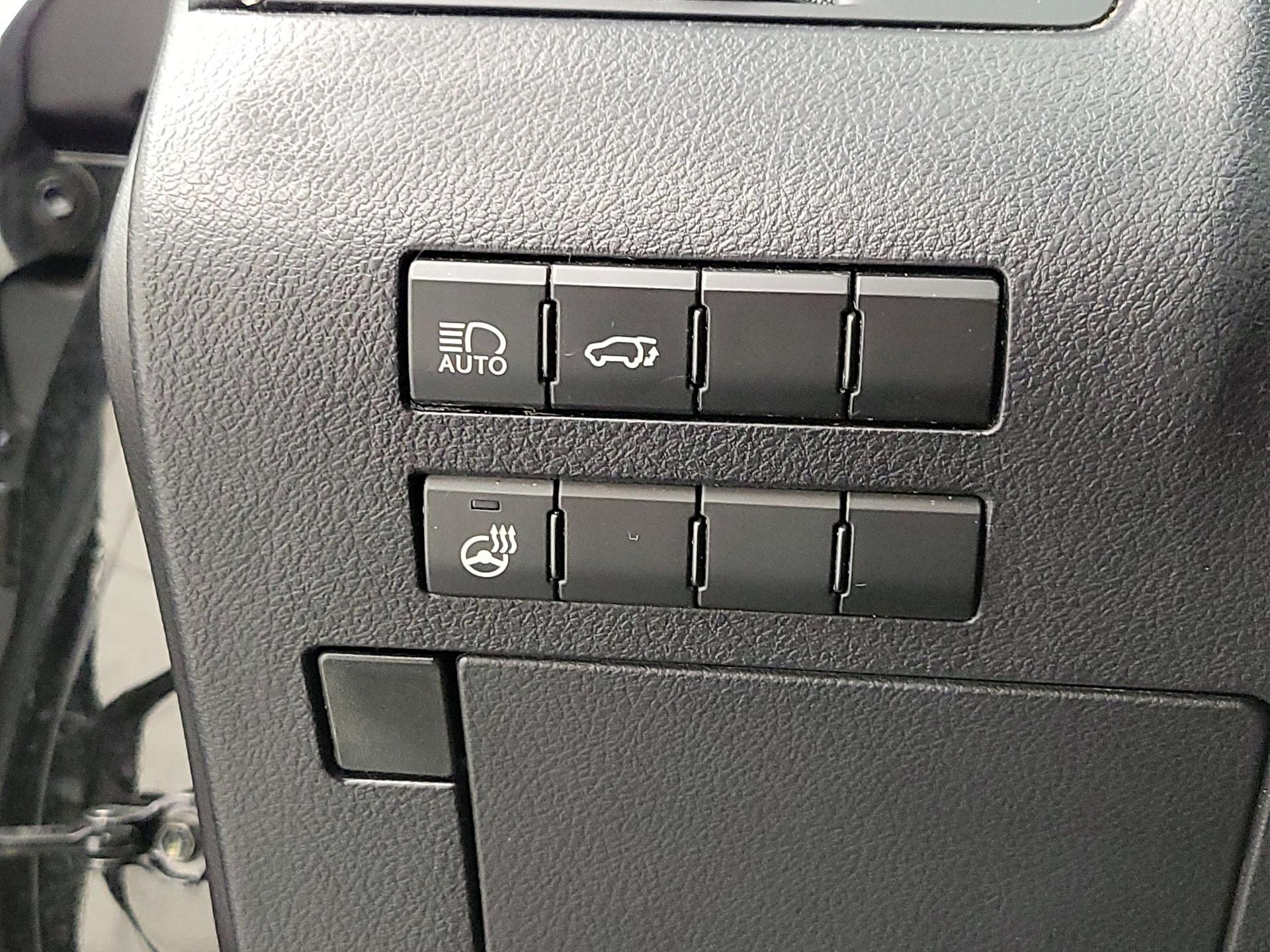 Thumbnail: 2017 Lexus RX - 13