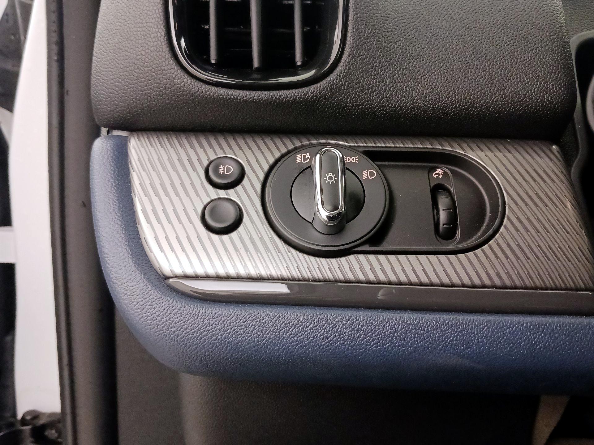 Thumbnail: 2023 MINI Cooper Countryman - 13