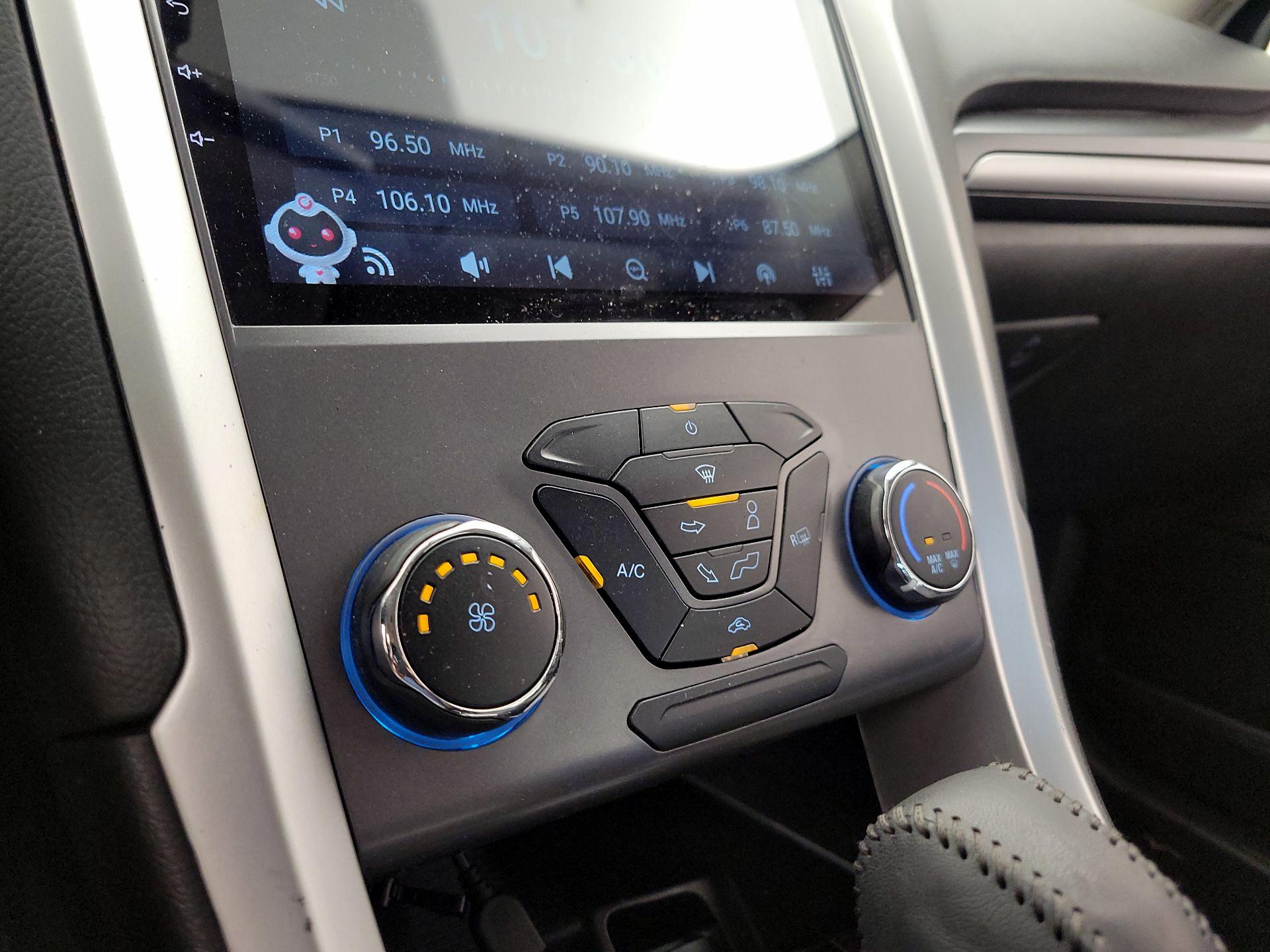 Thumbnail: 2016 Ford Fusion - 16