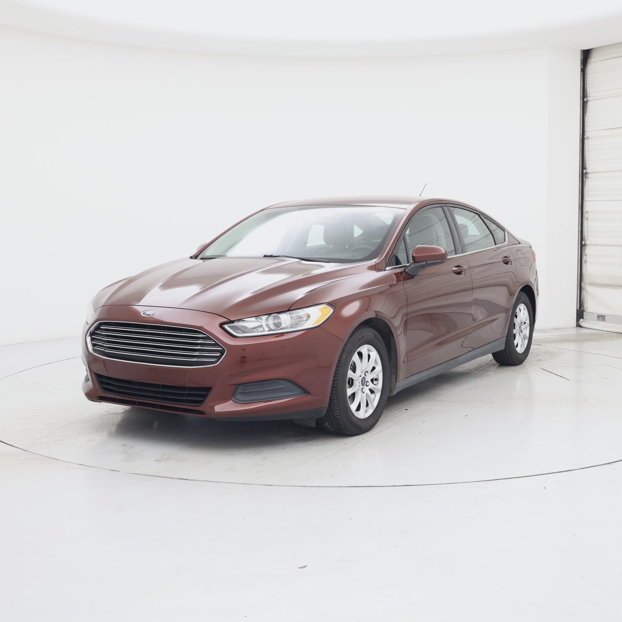 Thumbnail: 2016 Ford Fusion - 4
