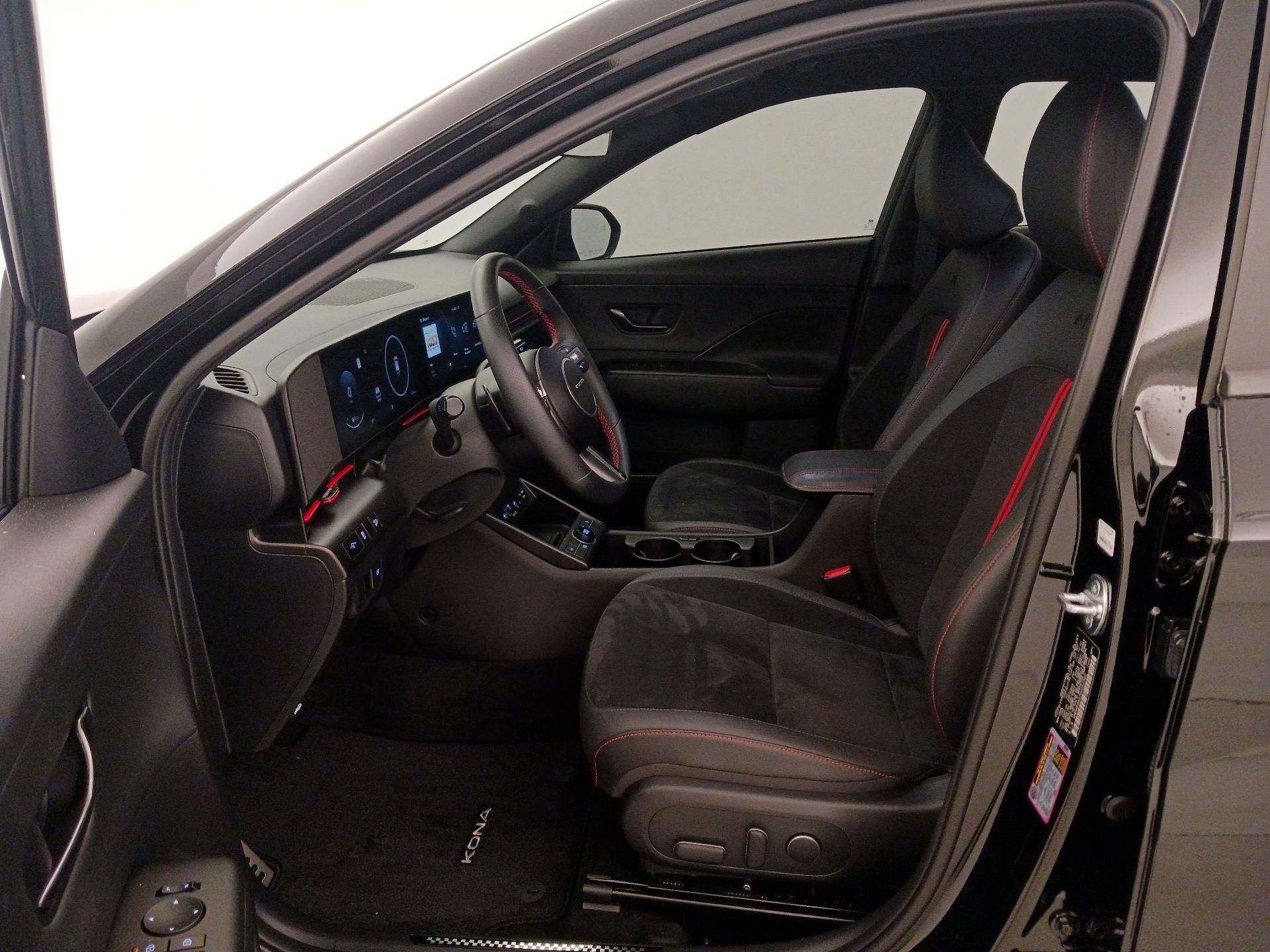 Thumbnail: 2025 Hyundai Kona - 11