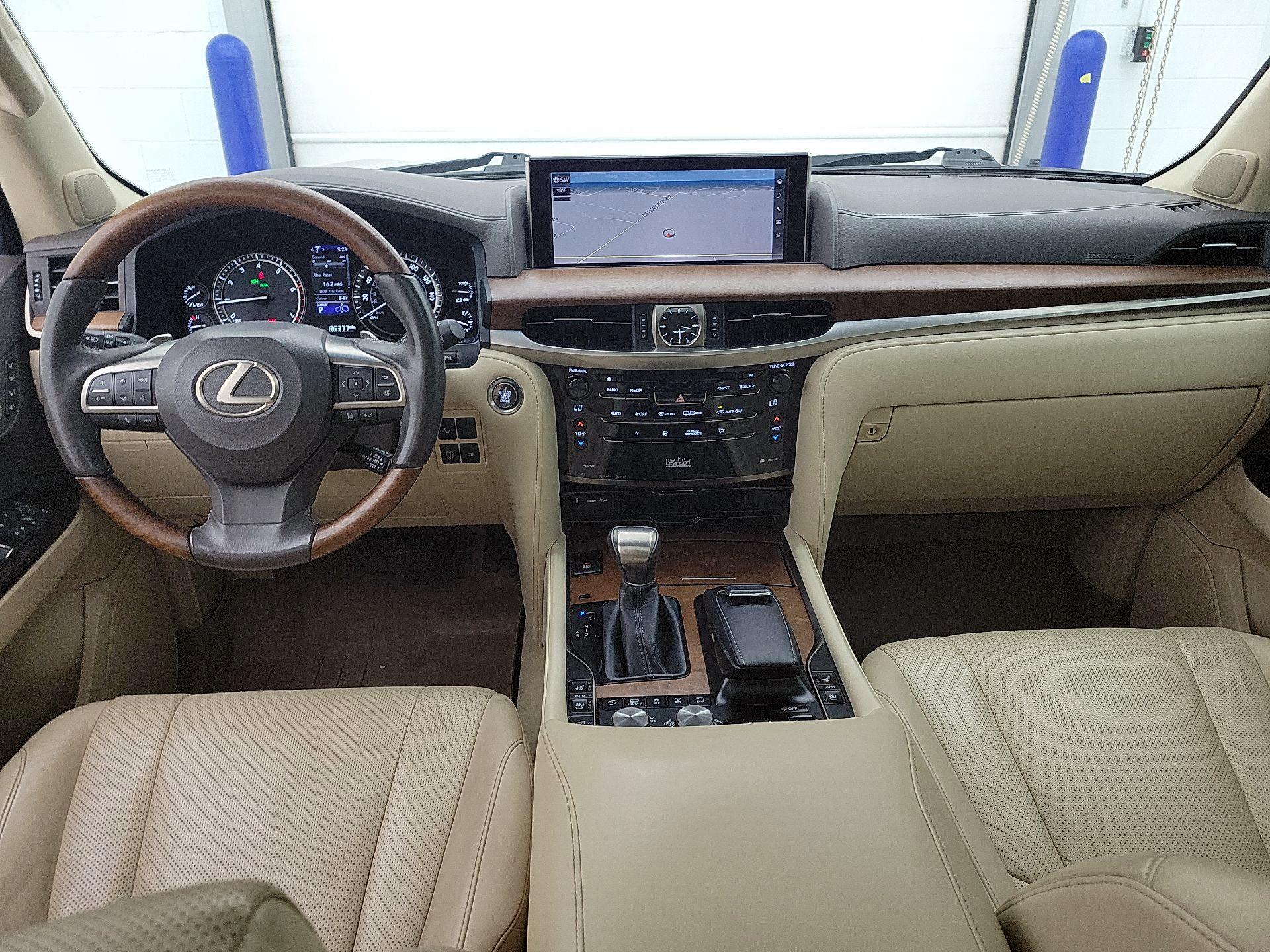 Thumbnail: 2020 Lexus LX - 9