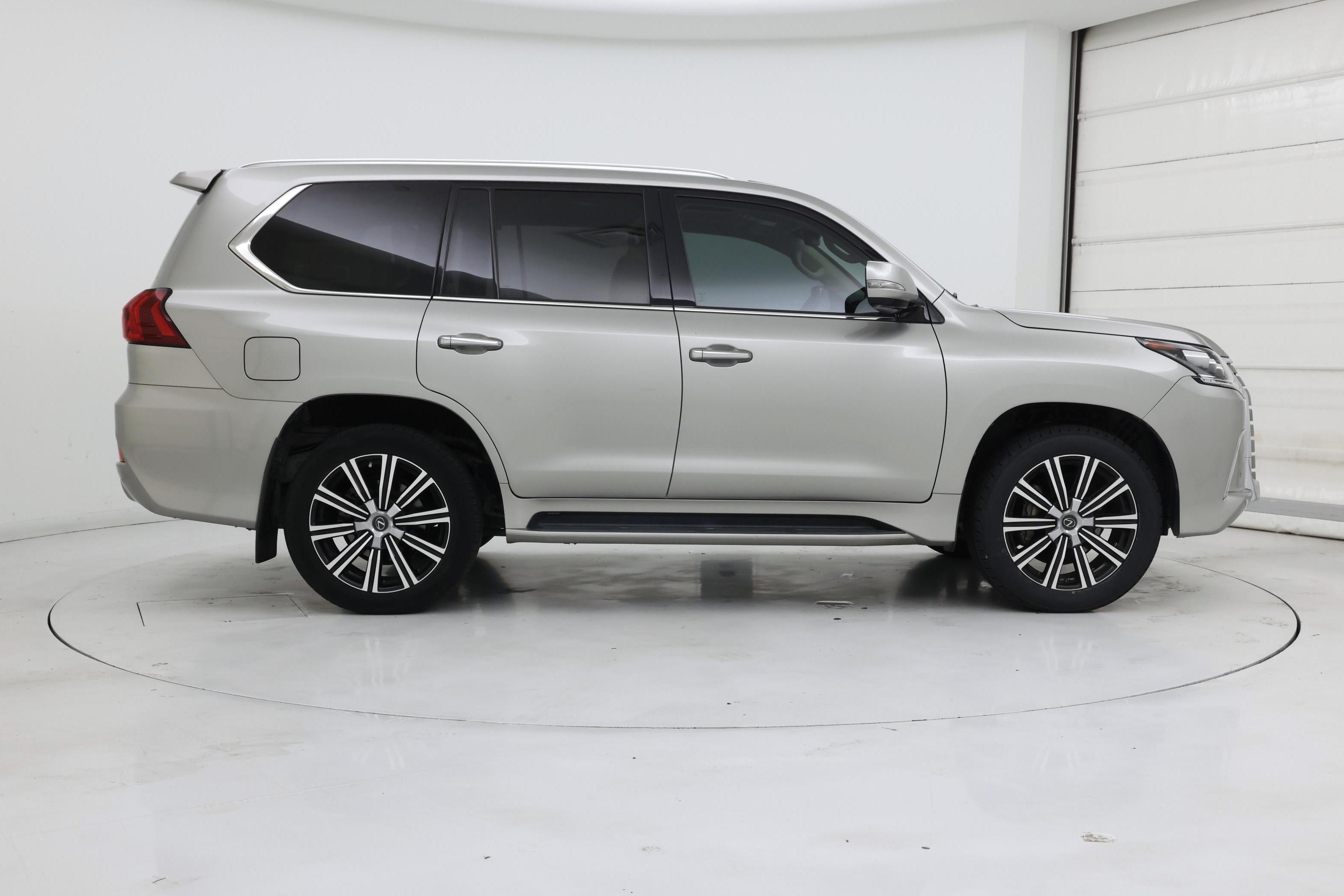 Thumbnail: 2020 Lexus LX - 7