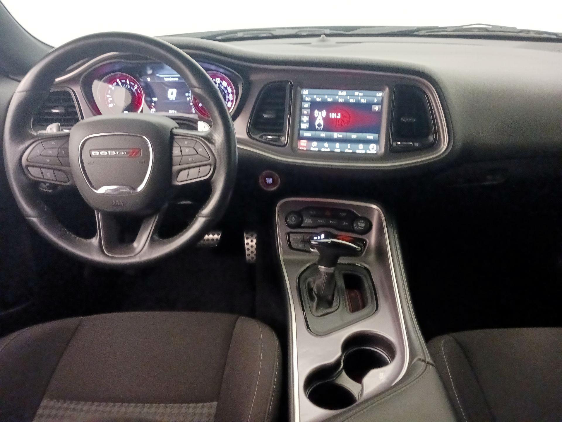 Thumbnail: 2022 Dodge Challenger - 9