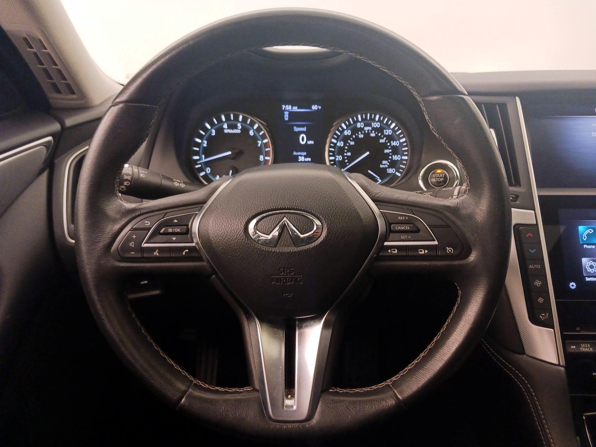 Thumbnail: 2020 INFINITI Q50 - 10