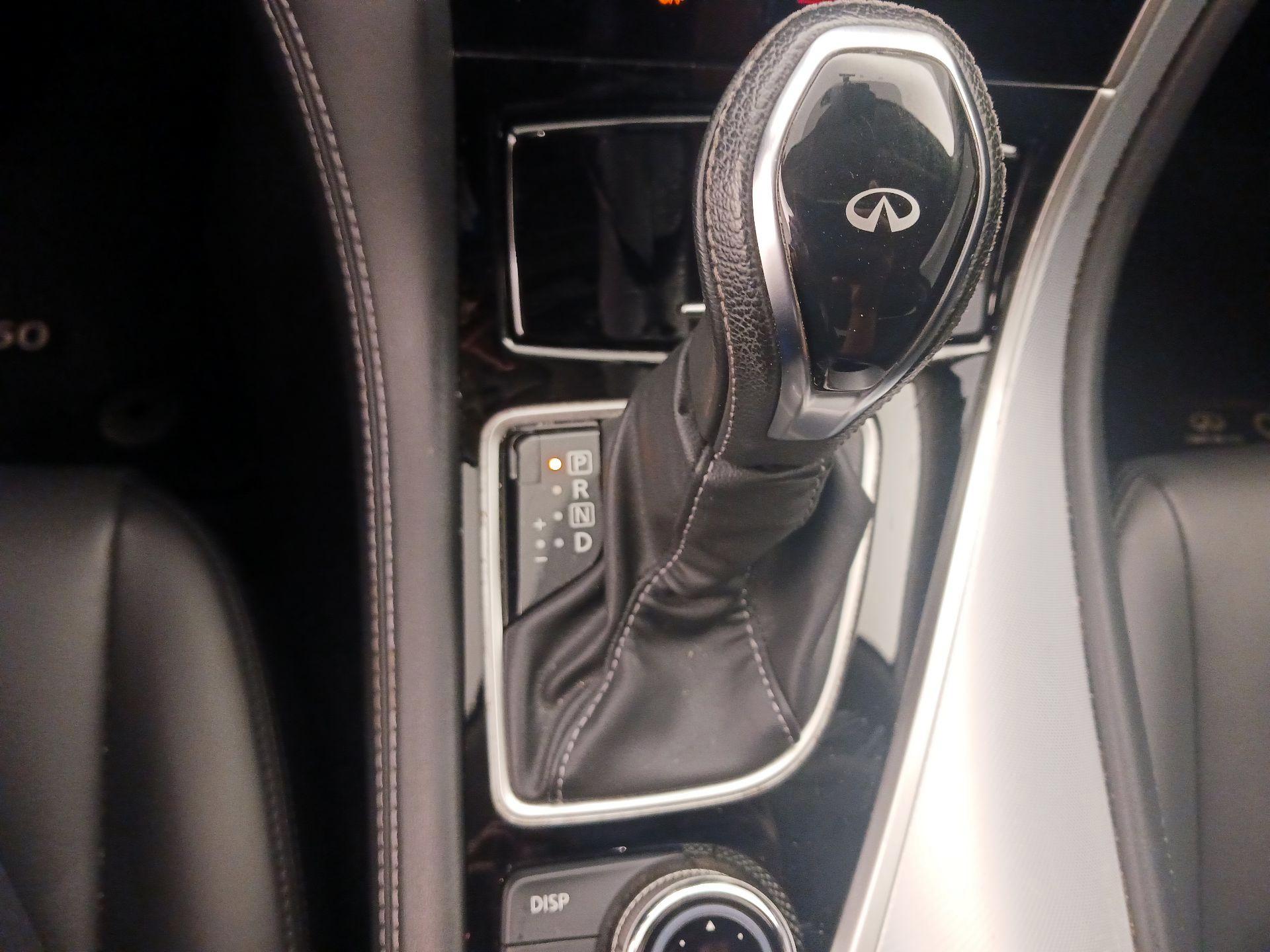 Thumbnail: 2020 INFINITI Q50 - 17