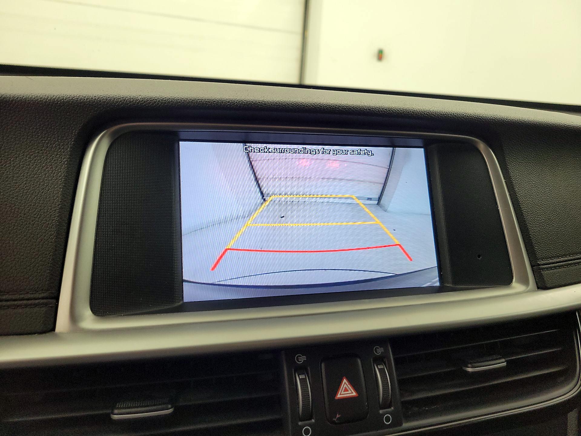 Thumbnail: 2019 Kia Optima - 14