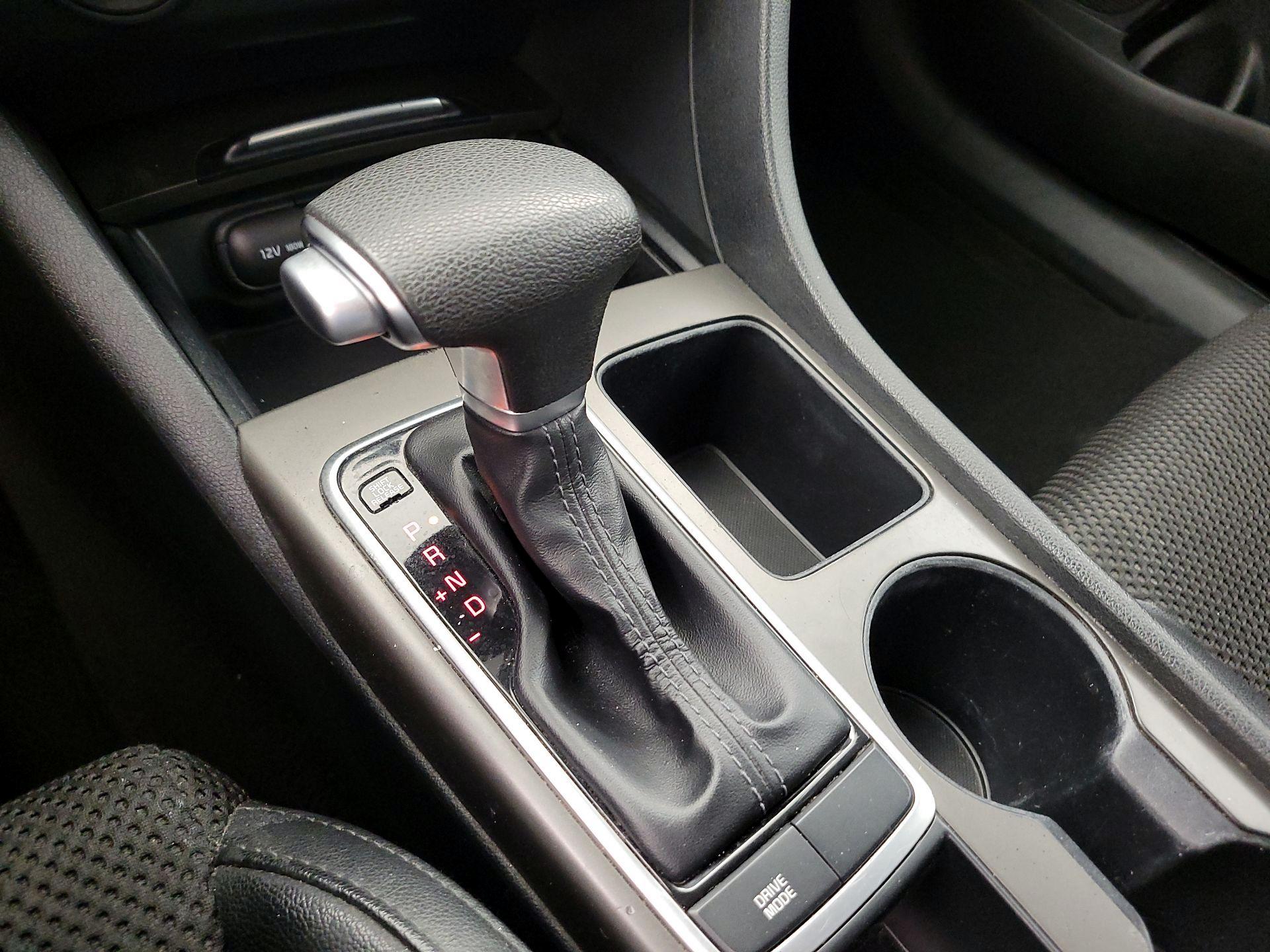 Thumbnail: 2019 Kia Optima - 17