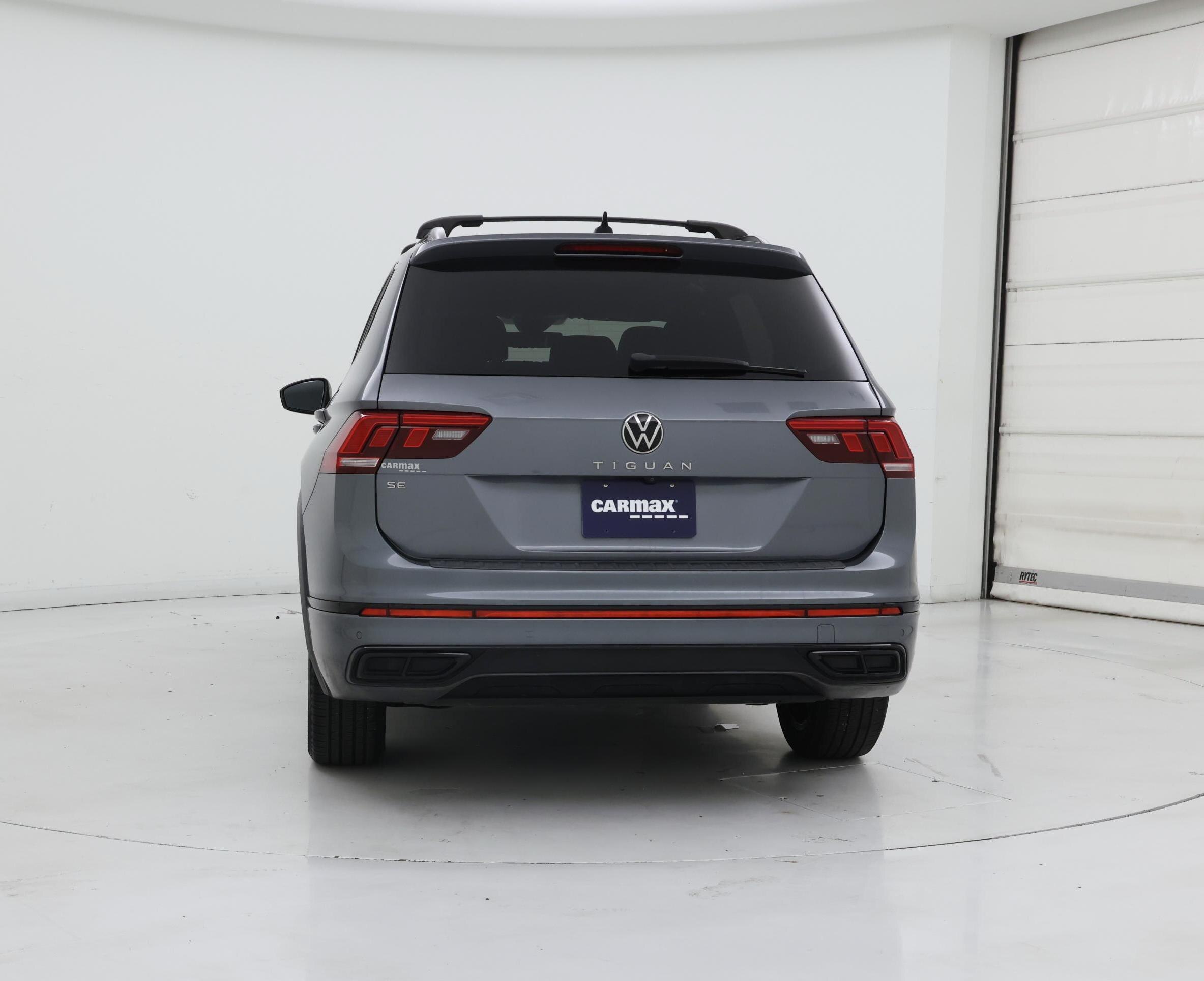 Thumbnail: 2022 Volkswagen Tiguan - 6