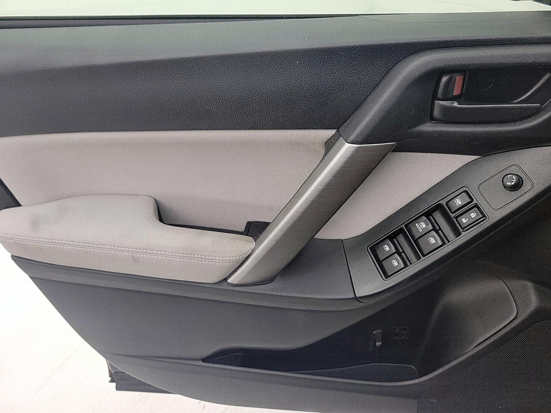 Thumbnail: 2014 Subaru Forester - 12