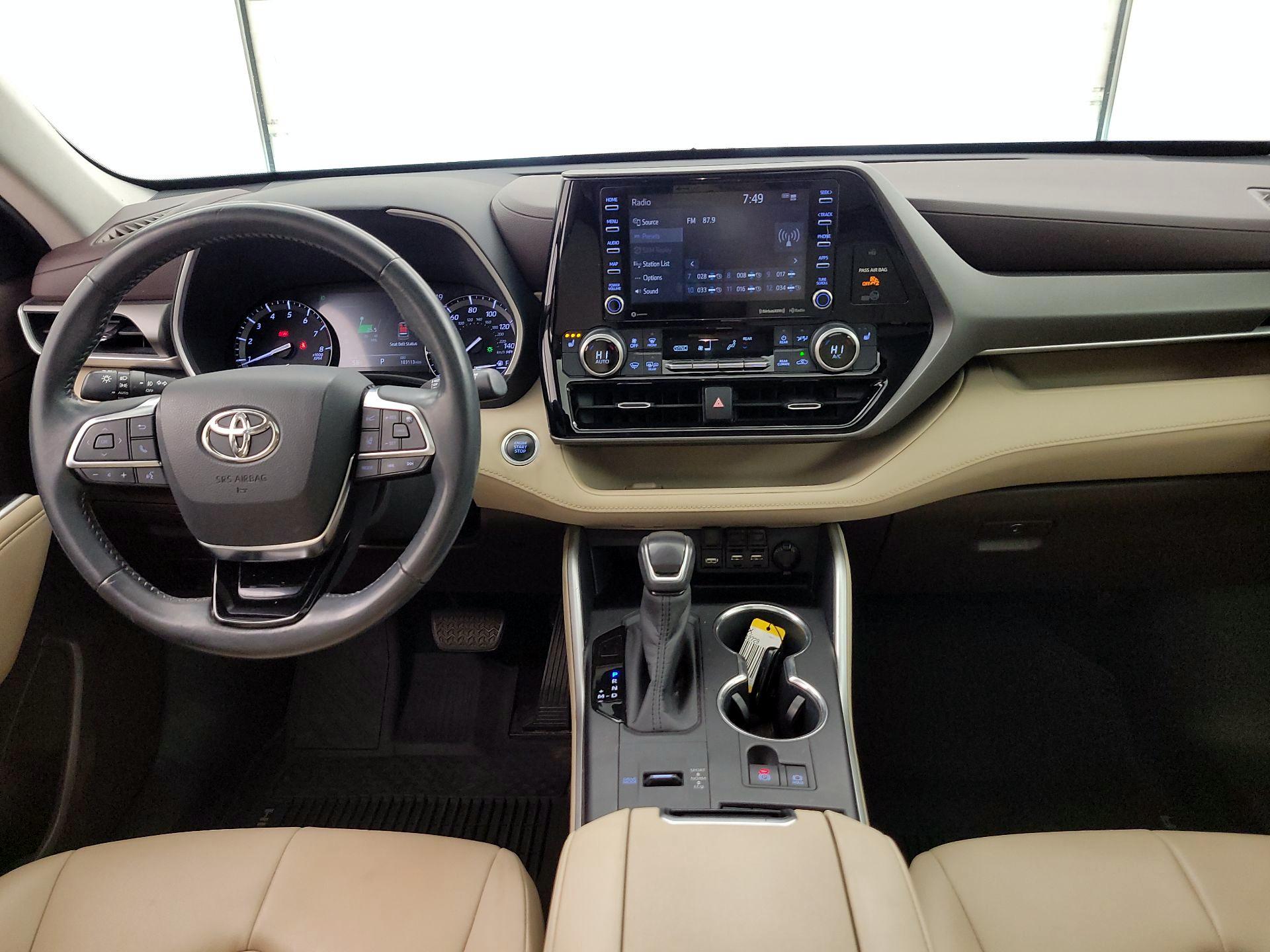 Thumbnail: 2020 Toyota Highlander - 9