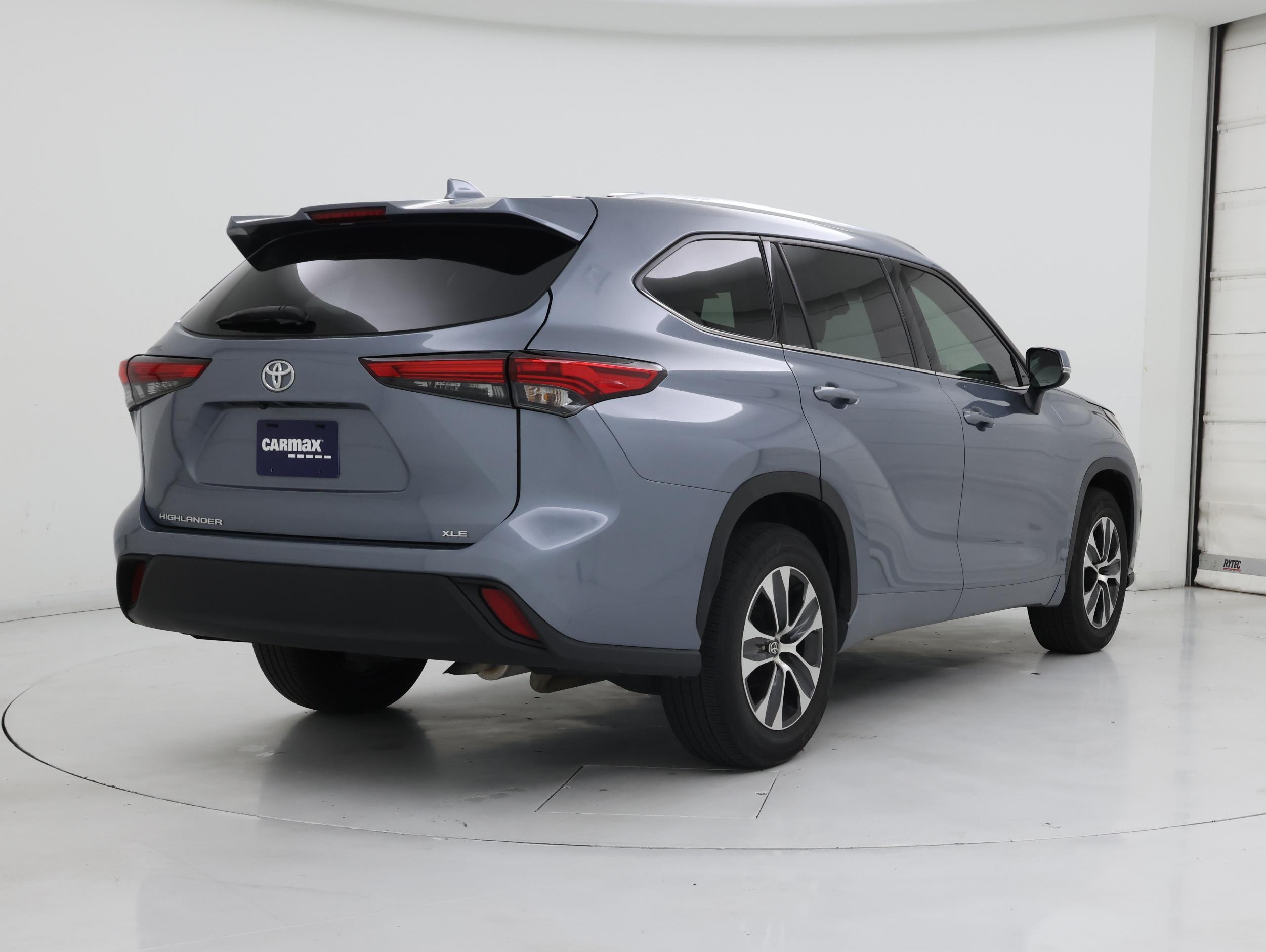 Thumbnail: 2020 Toyota Highlander - 8