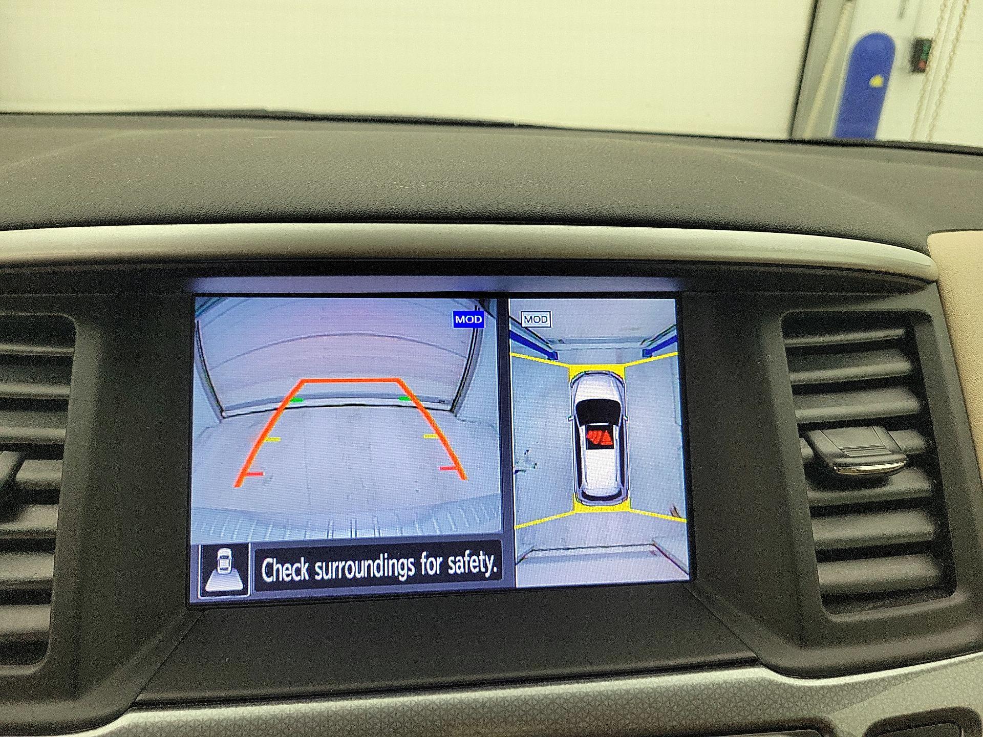 Thumbnail: 2019 Nissan Pathfinder - 15