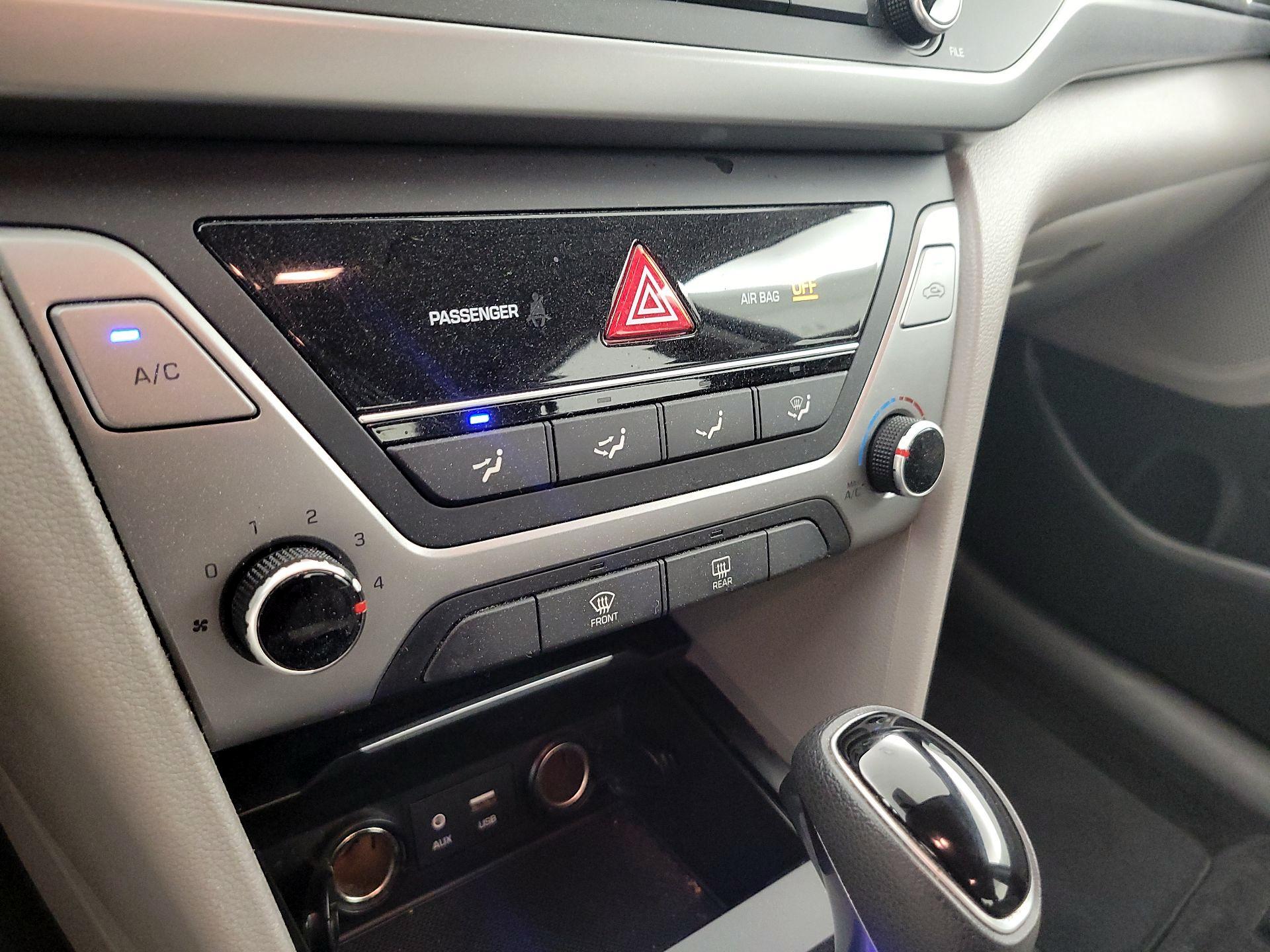 Thumbnail: 2018 Hyundai Elantra - 15