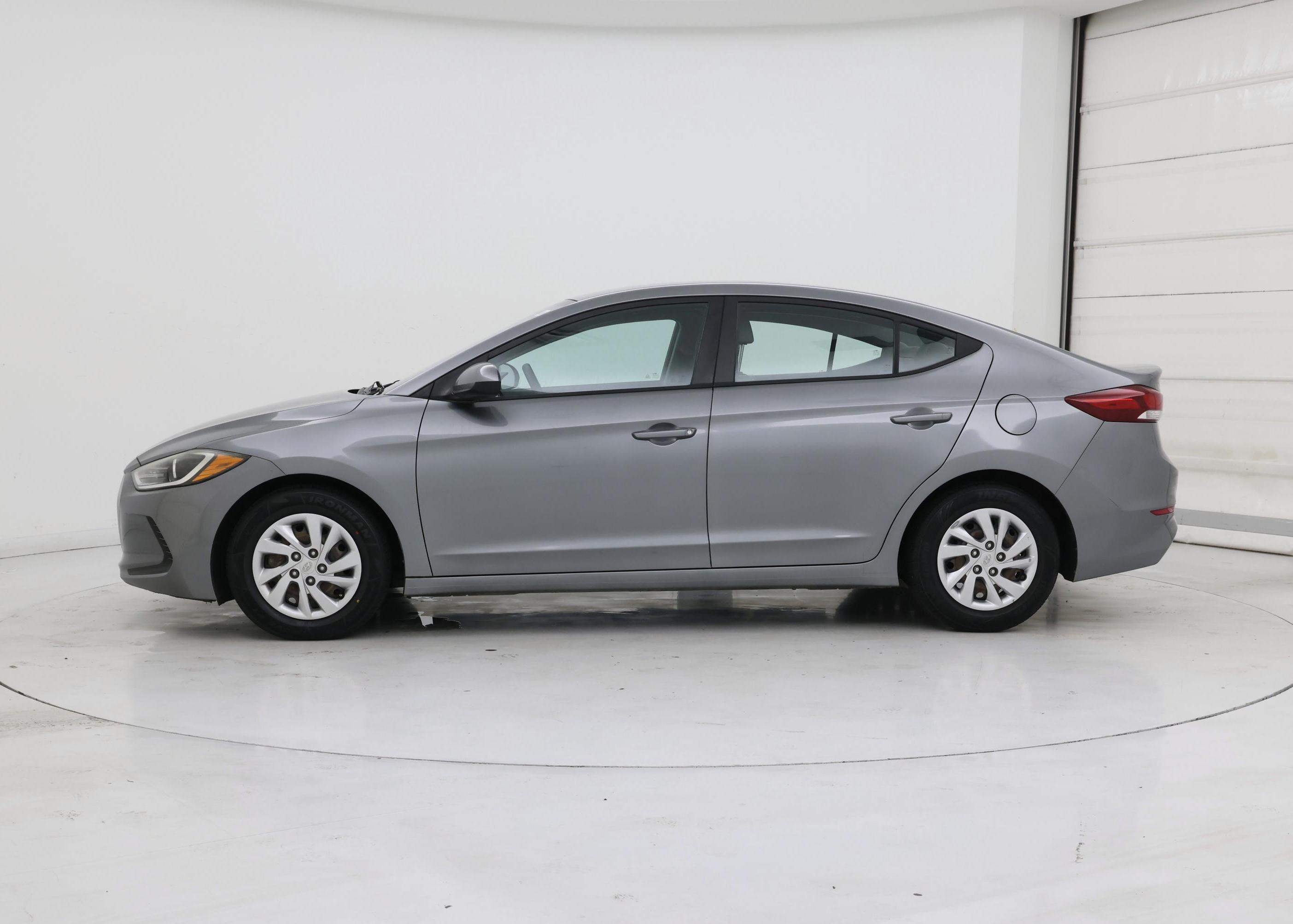 Thumbnail: 2018 Hyundai Elantra - 3