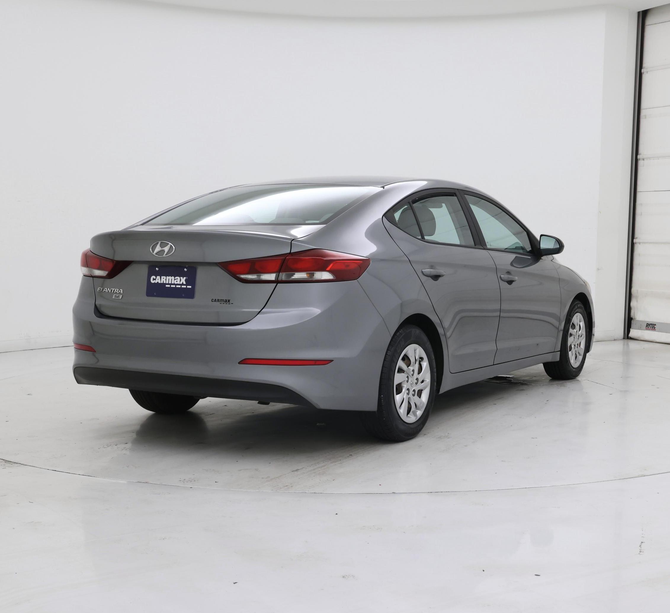 Thumbnail: 2018 Hyundai Elantra - 8
