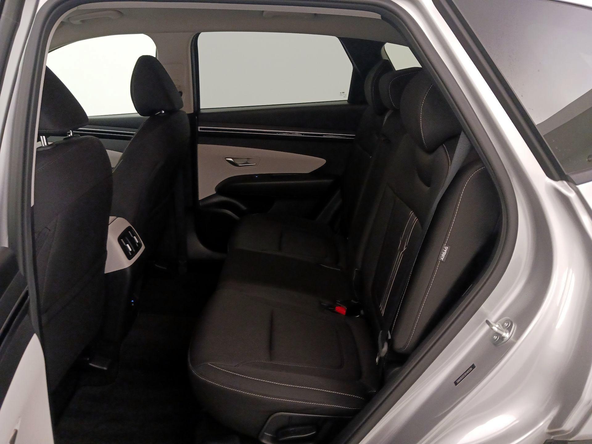 Thumbnail: 2024 Hyundai Tucson - 19