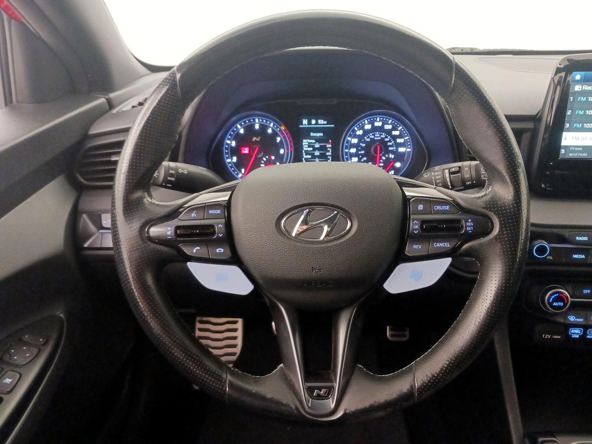 Thumbnail: 2020 Hyundai Veloster - 10