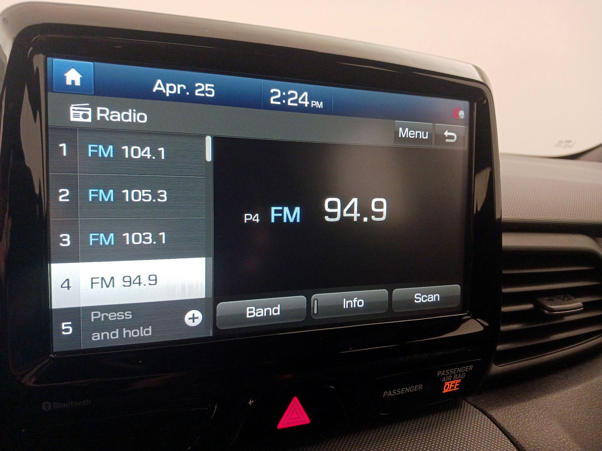 Thumbnail: 2020 Hyundai Veloster - 15