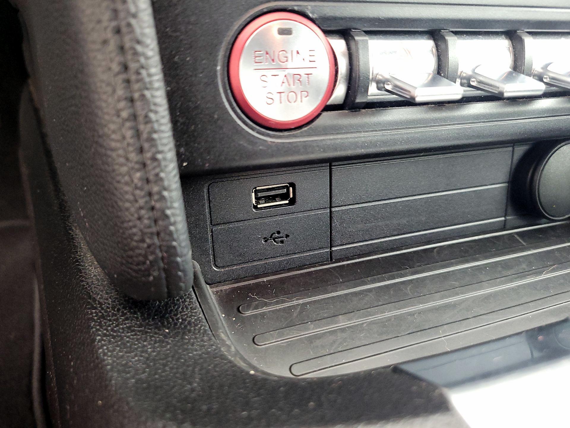 Thumbnail: 2019 Ford Mustang - 18